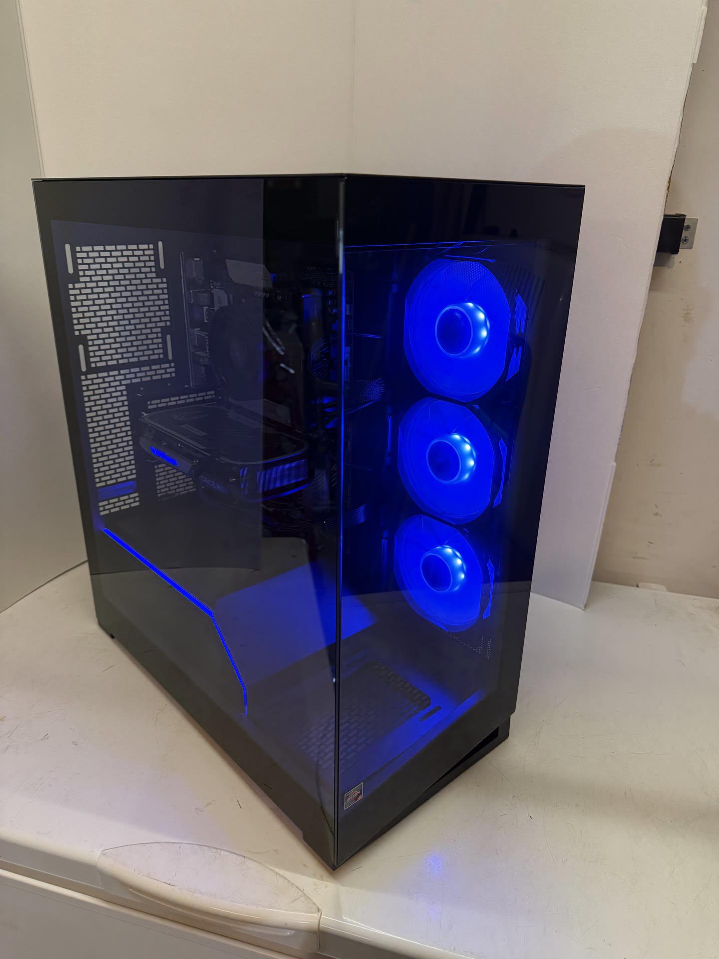 *NEW* Custom Gaming PC w/ 4070 & RGB