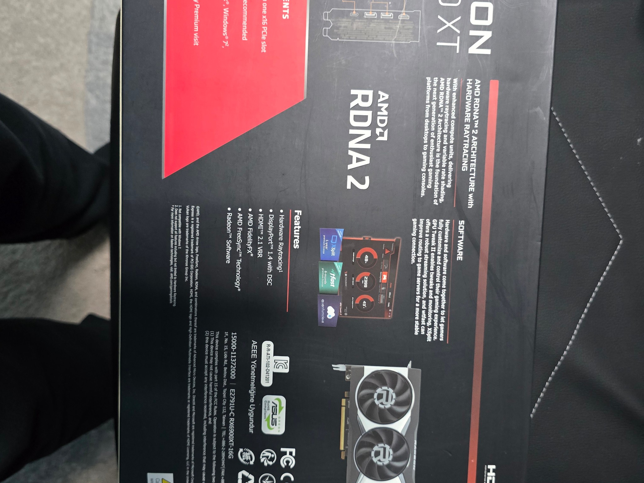 AMD RX 6900xt reference model