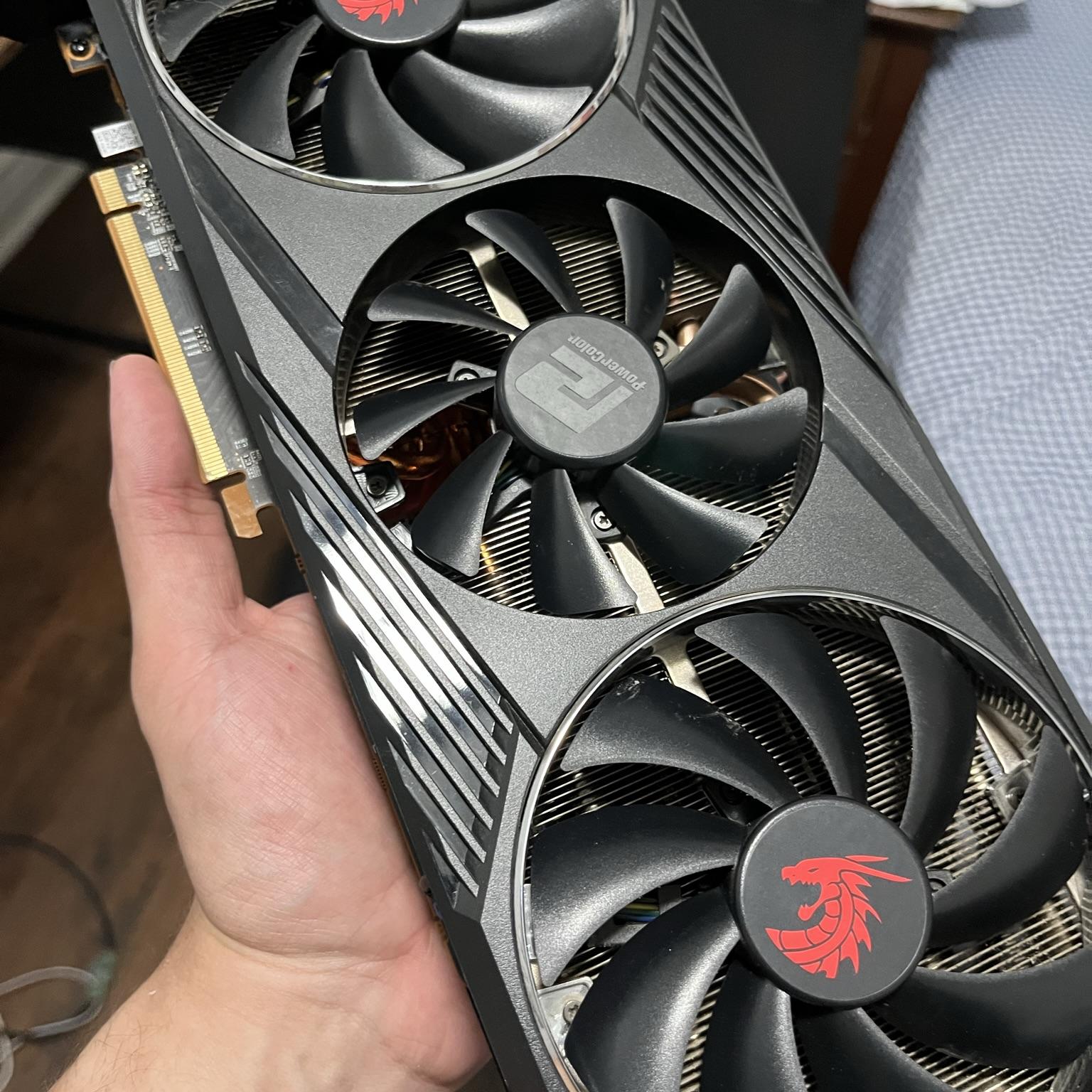 RX 6800 Powercolor Red Dragon