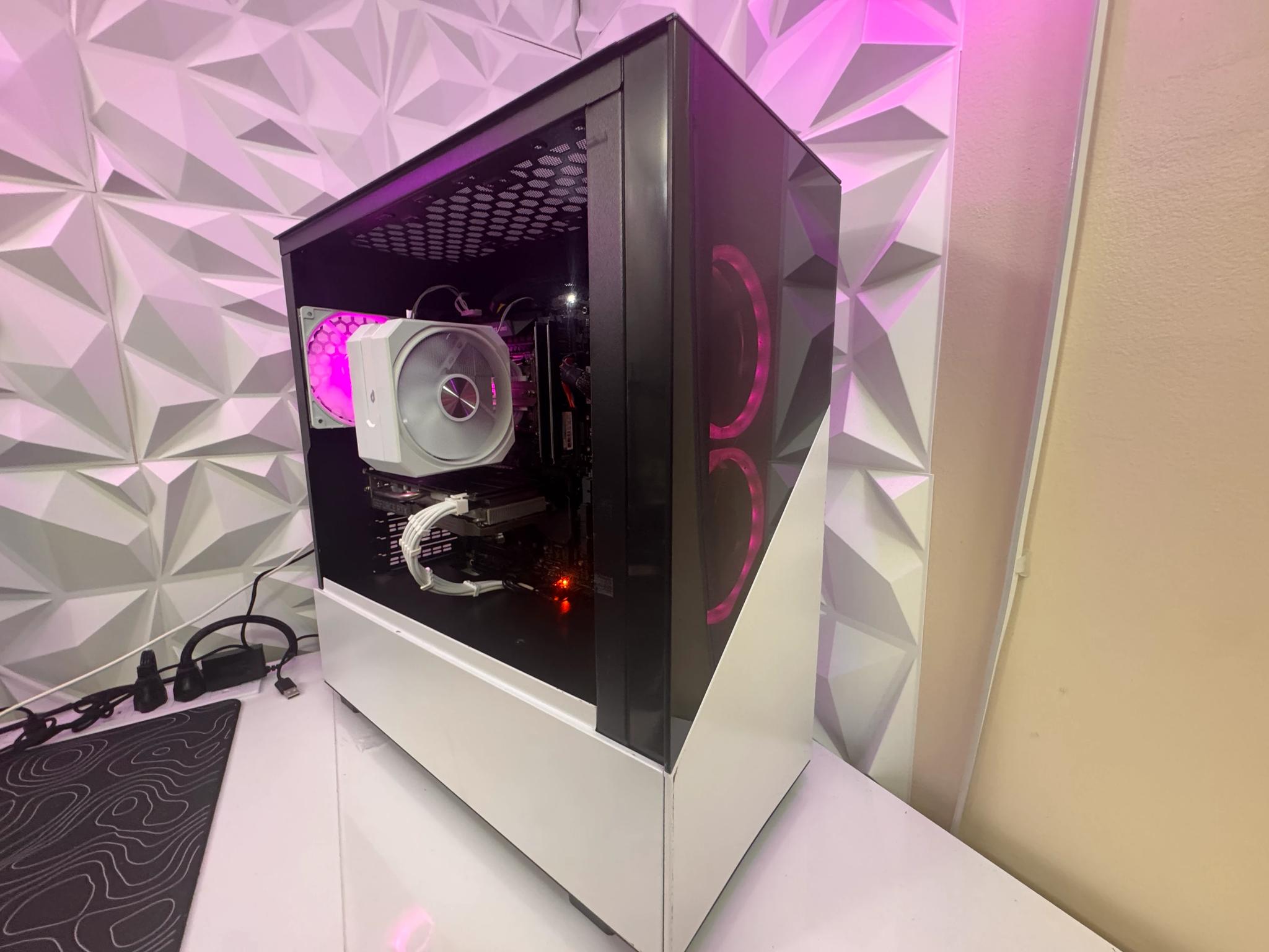 ⚪️ Clean White RTX 2060 Super 8GB + intel i7 Gaming PC | 32GB DDR4 RAM | 512GB M.2 SSD |