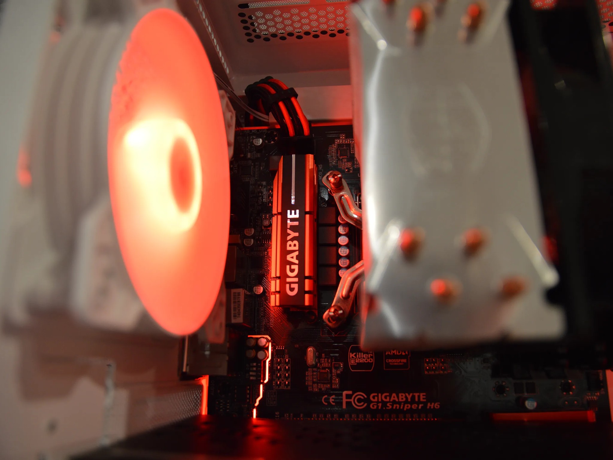 🔴🟣⚪️ Scarlet Snow ⚪️🟣🔴| Intel Core i5 4670K | NVIDIA GTX 1060 6GB | 16 GB RAM | 1TB SSD |