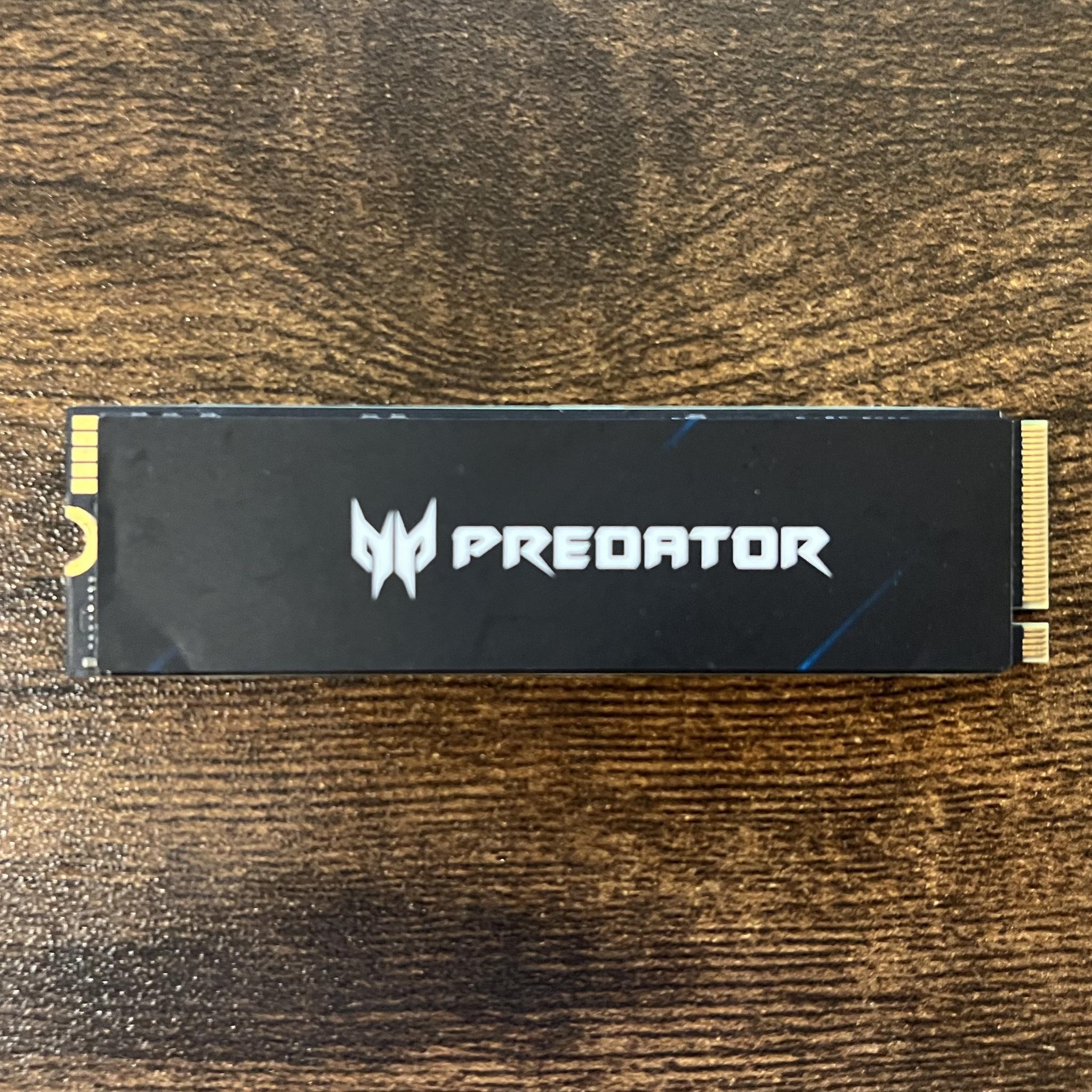 1TB PCIe Gen 4.0x4.0 M.2 NVMe SSD Acer Predator GM7000 with DRAM Cache - 100% Health