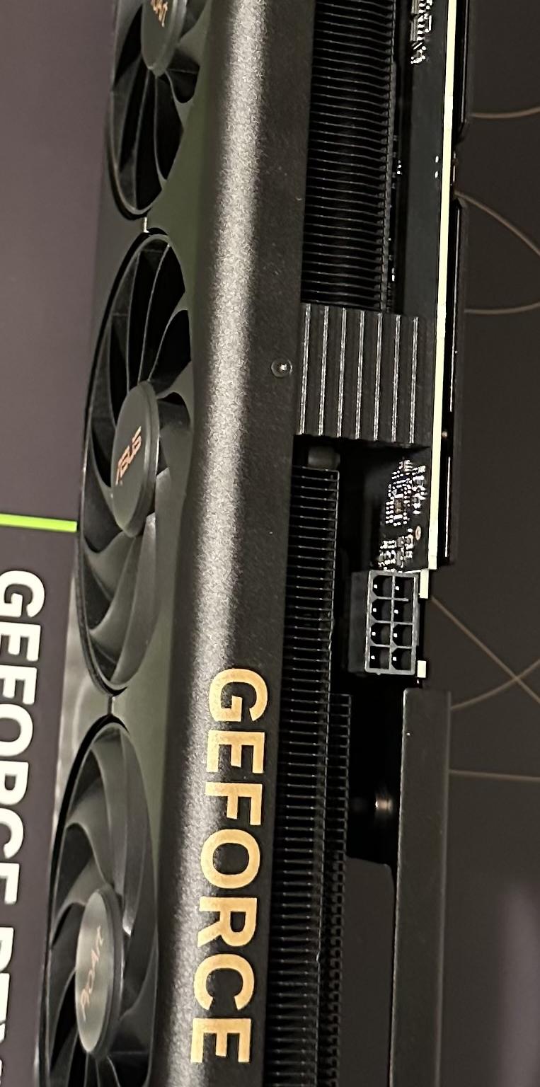 ASUS ProArt GeForce RTX™ 4060 OC Edition 8GB GDDR6 Graphics Card