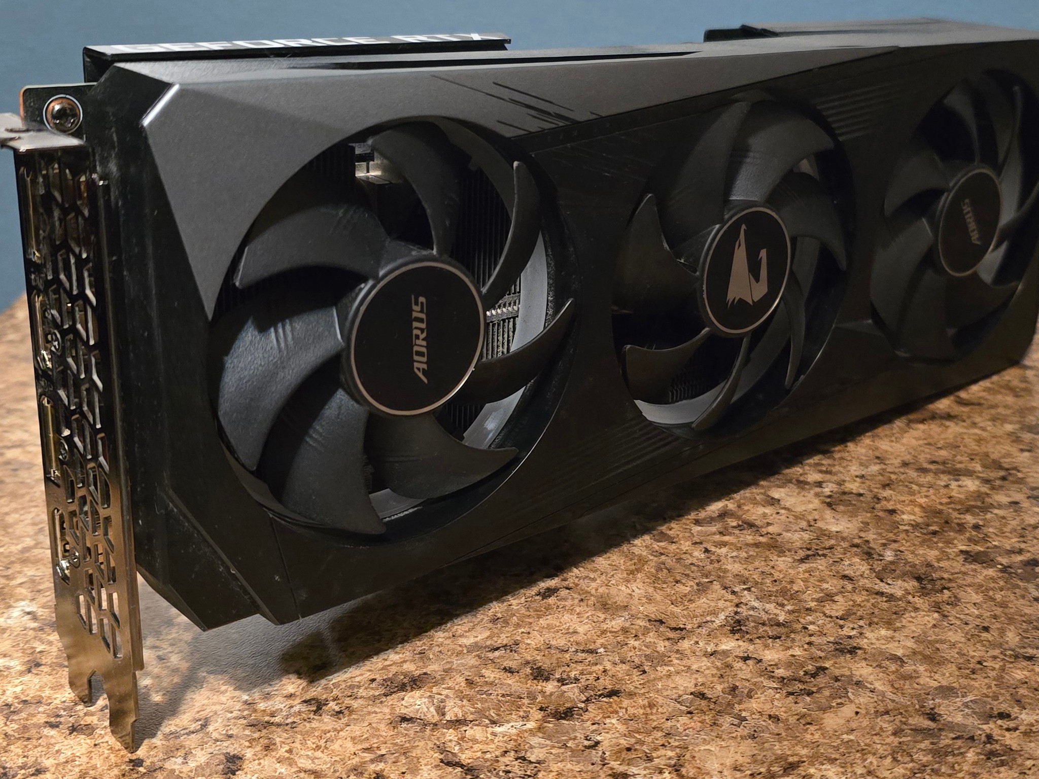 AORUS GeForce RTX 3060 Ti ELITE