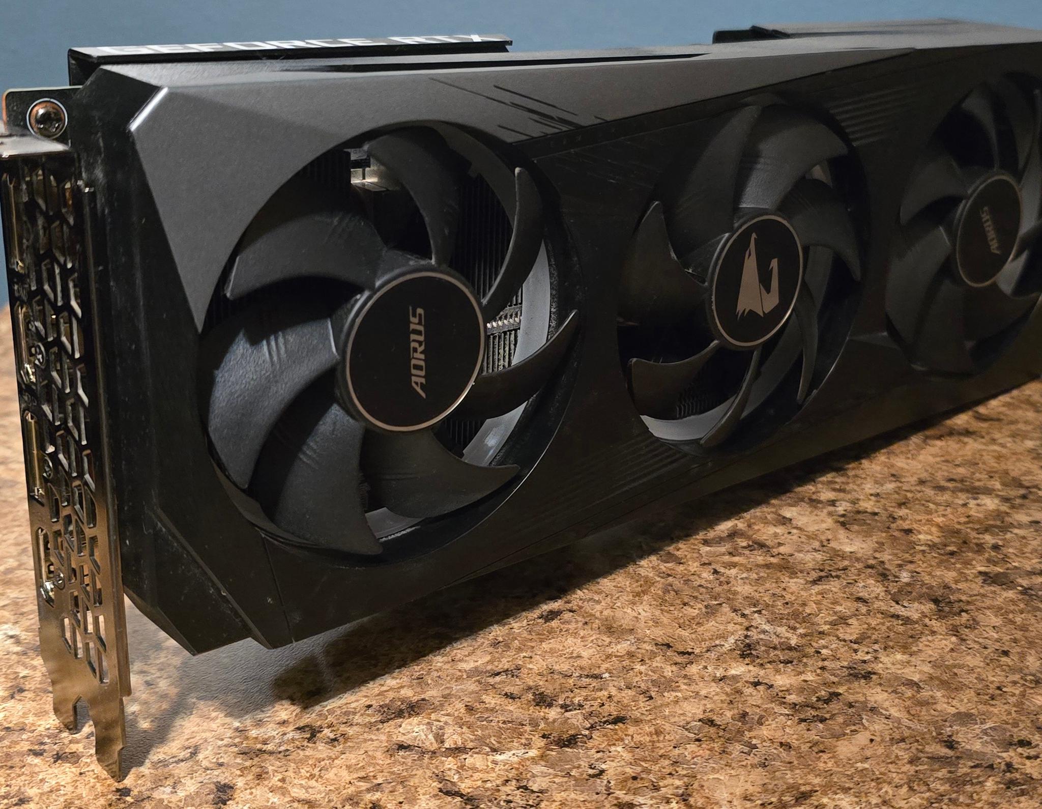 AORUS GeForce RTX 3060 Ti ELITE