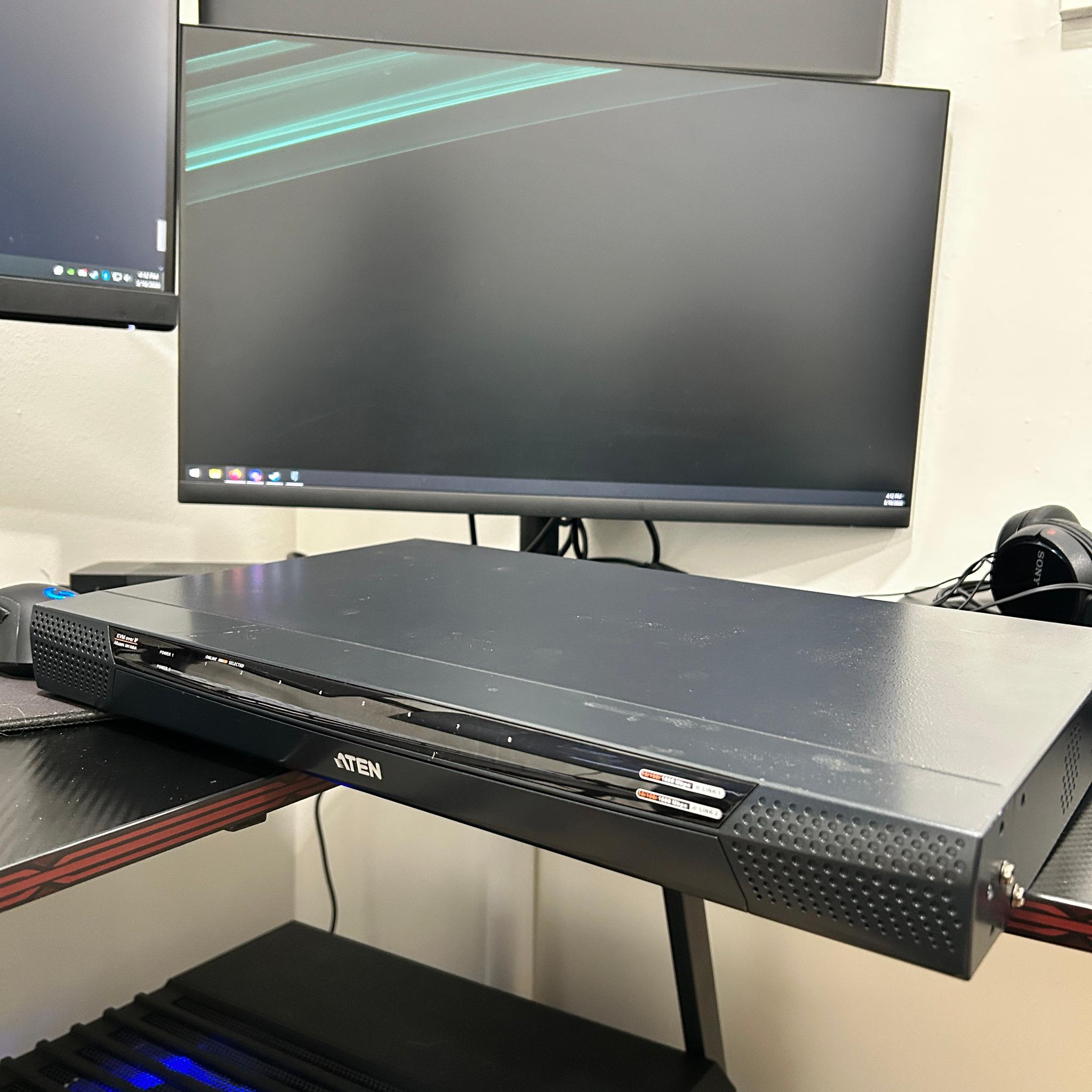 Aten - KN1108VA - ATEN KN1108VA KVM Over IP Switch-TAA Compliant - 8