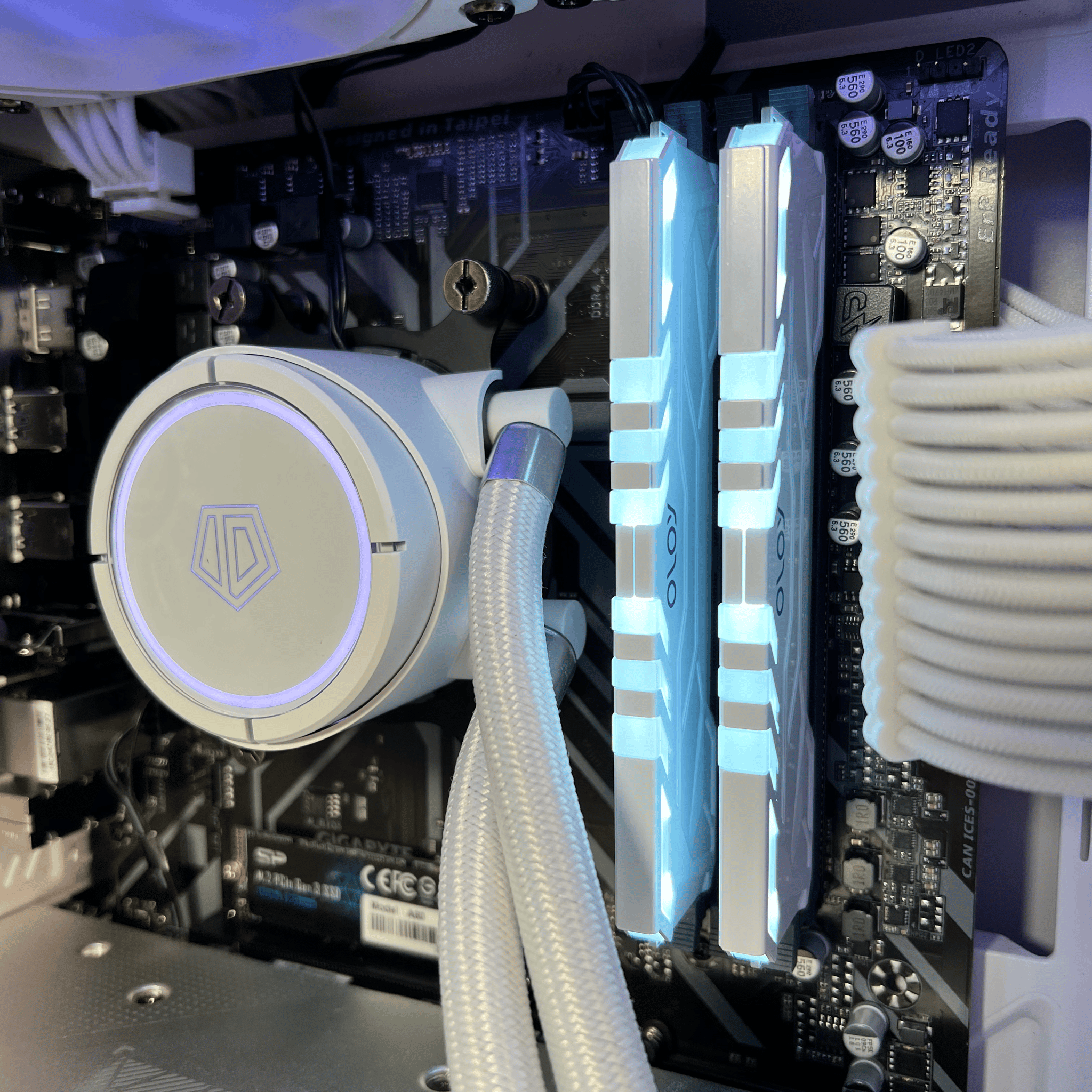 White Vision Ryzen 5600X | Rtx 3070 Gaming PC