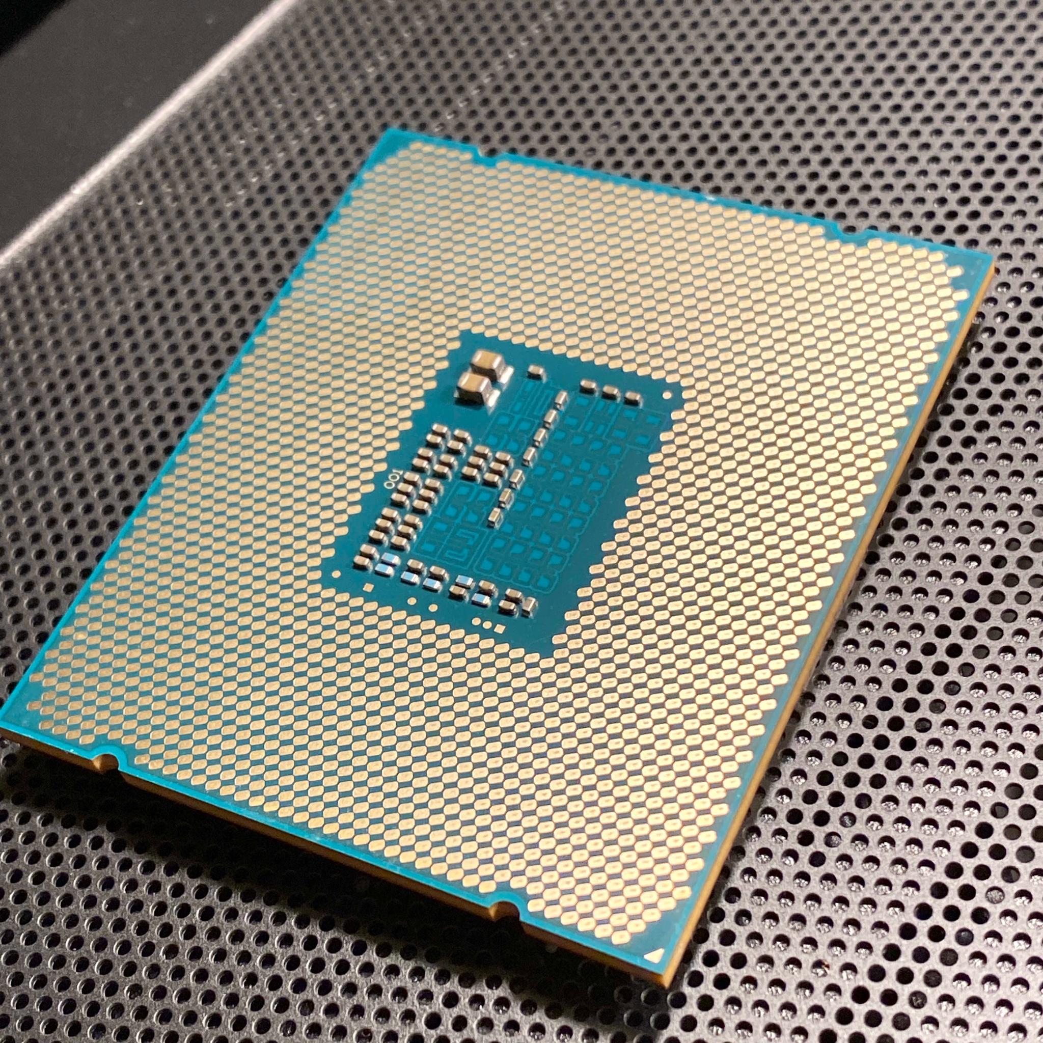 E5-1650 V3 LGA 2011-3, Pulled from Working System