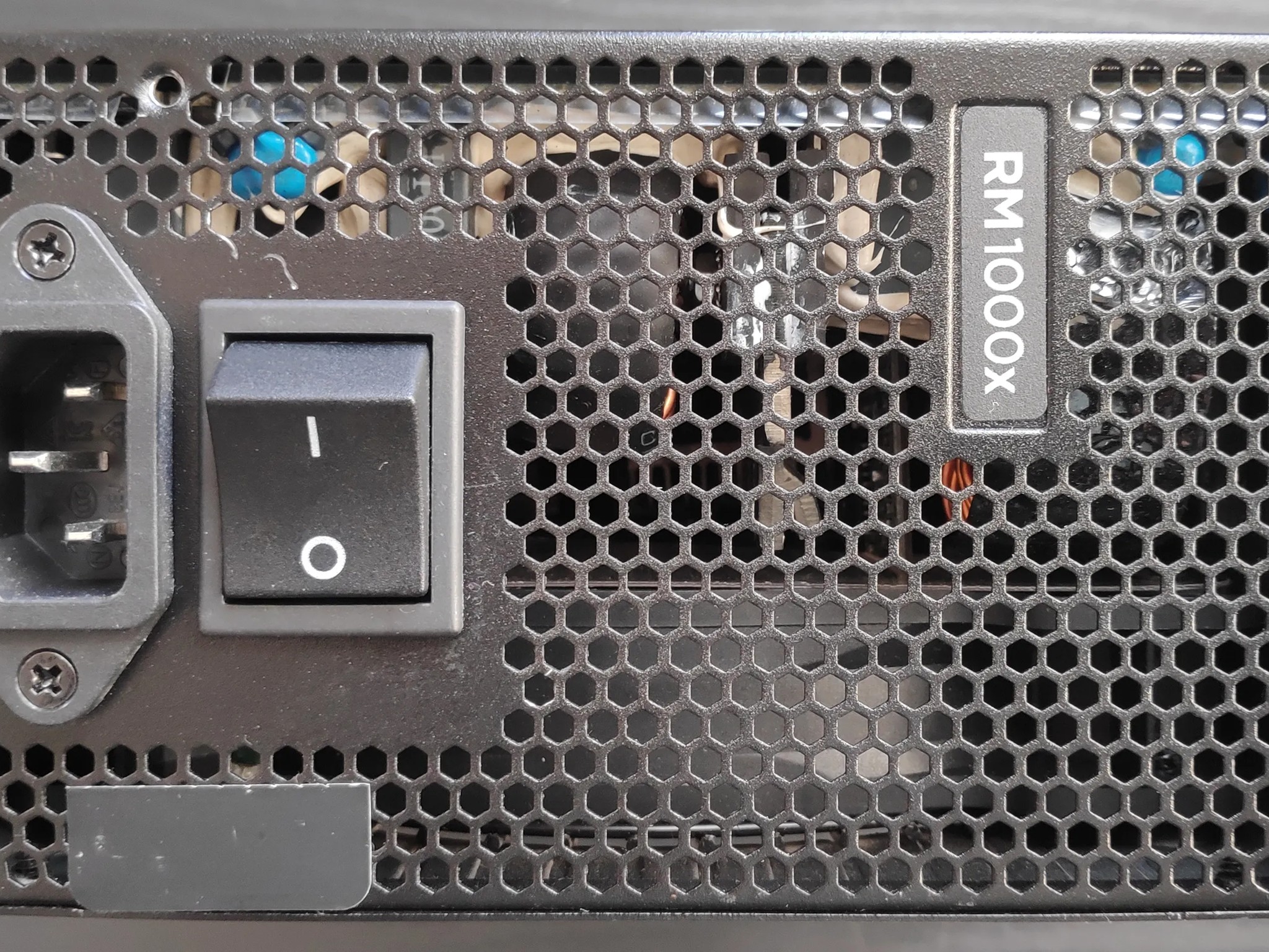 CORSAIR RMx Series, RM1000x, 1000 Watt 80 PLUS Gold Certified Fully Modular Power Supply