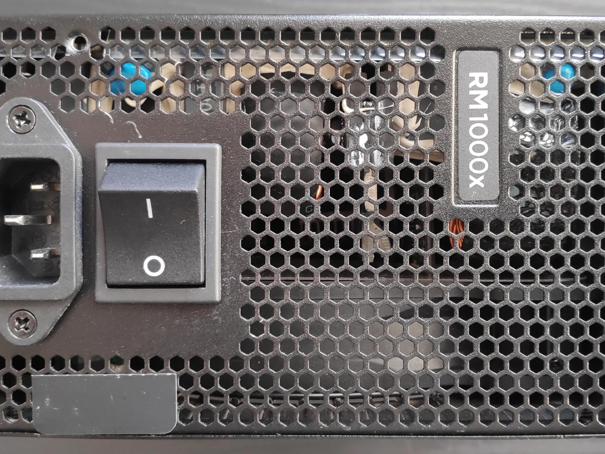CORSAIR RMx Series, RM1000x, 1000 Watt 80 PLUS Gold Certified Fully Modular Power Supply