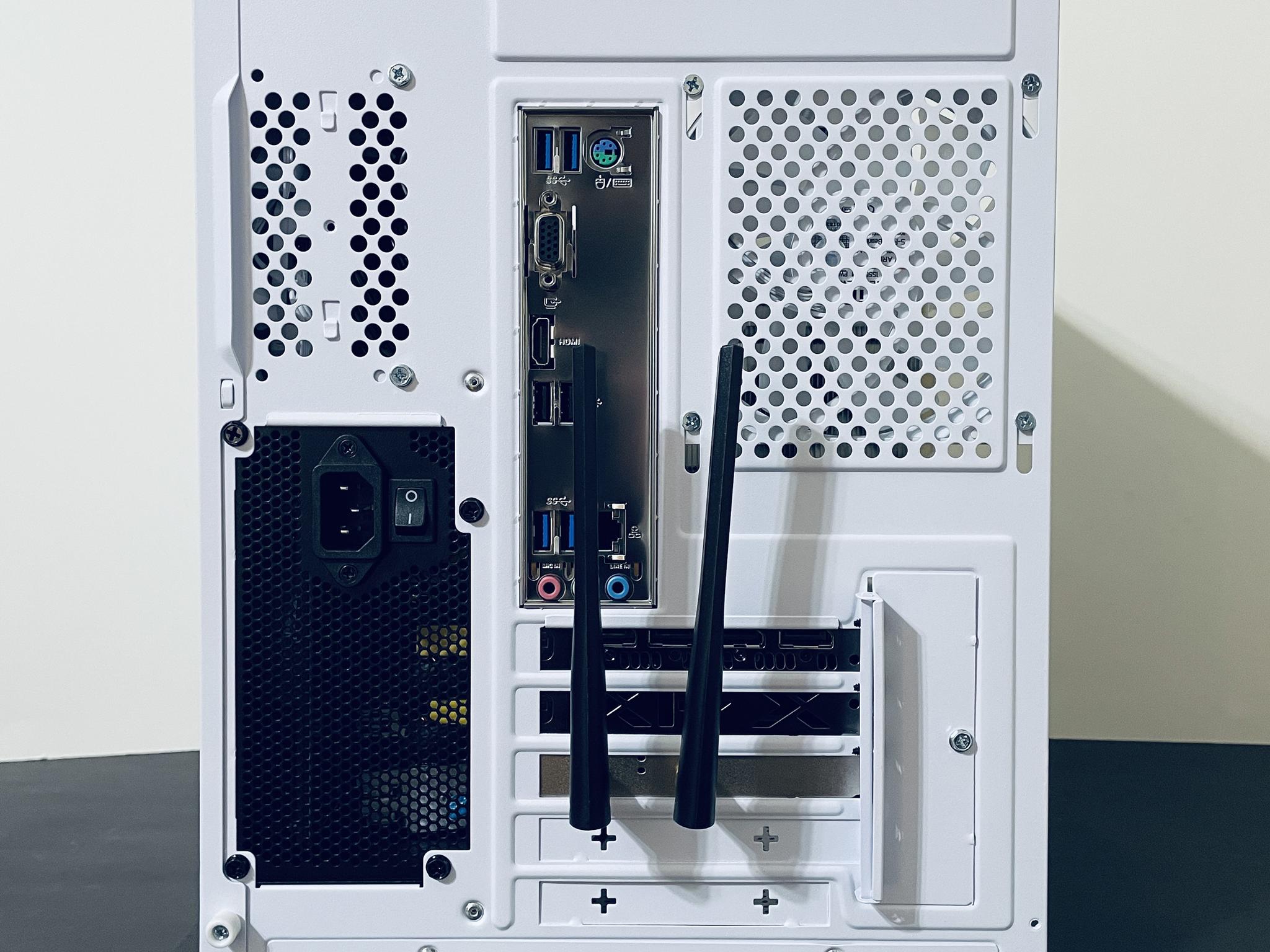 ❄️White Gaming PC w RGB - Ryzen 5 4500 ● 16GB RAM ● 1TB SSD - RX 6600 8GB ● Great Value 1080p