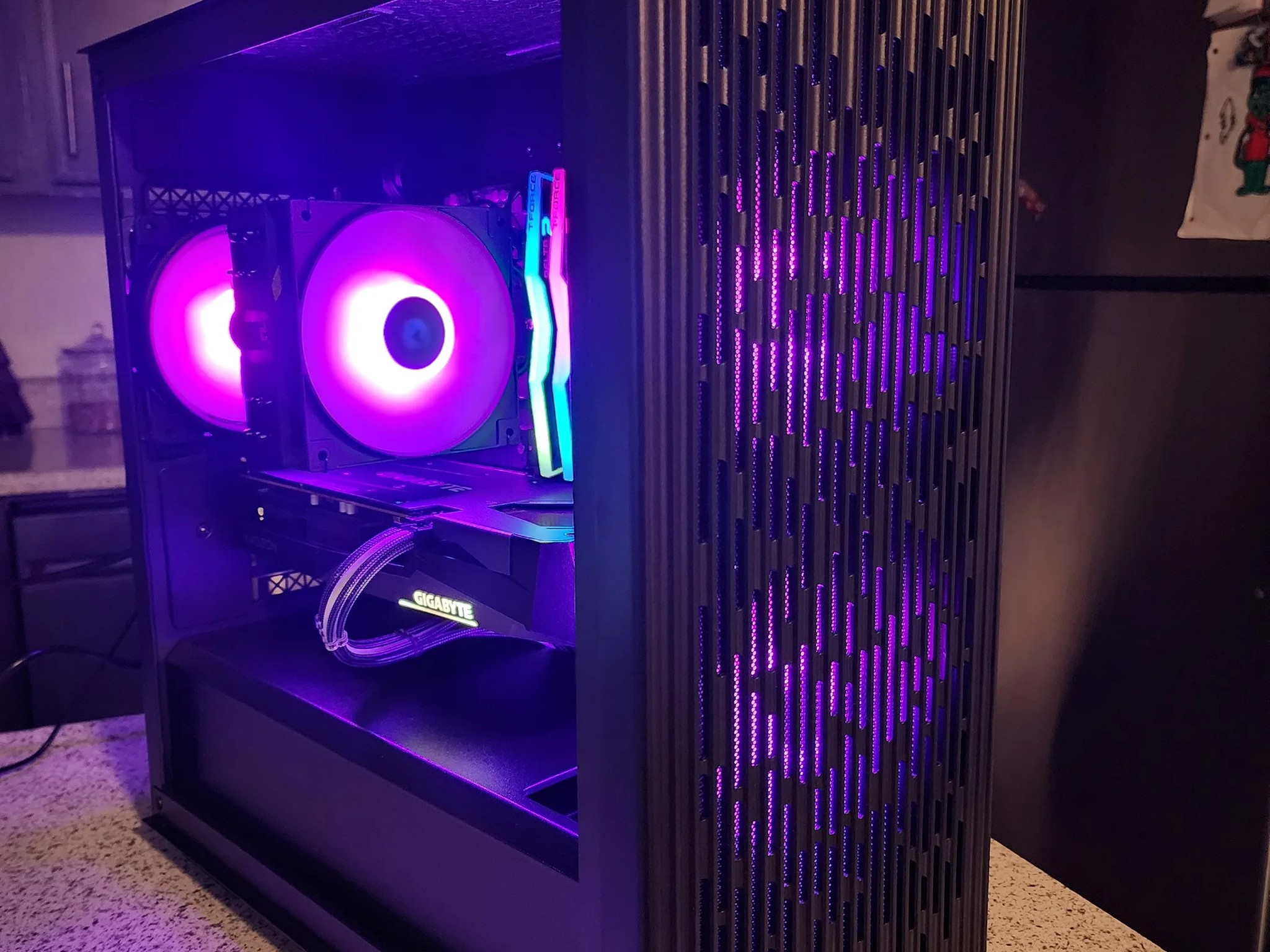 Tier "Dos" Gaming PC | R5 5600 | Radeon RX 6650XT | 16GB RAM | 1TB NVME