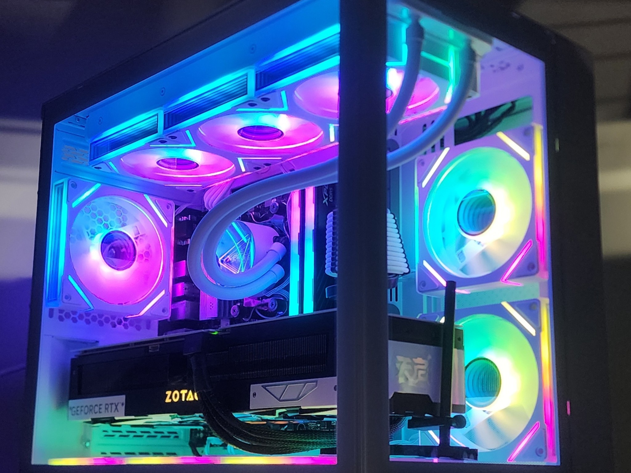 Gaming PC Ryzen 7 7800X3D 32GB RAM 2TB SSD RTX 5070 Ti 16GB Windows 11 Computer