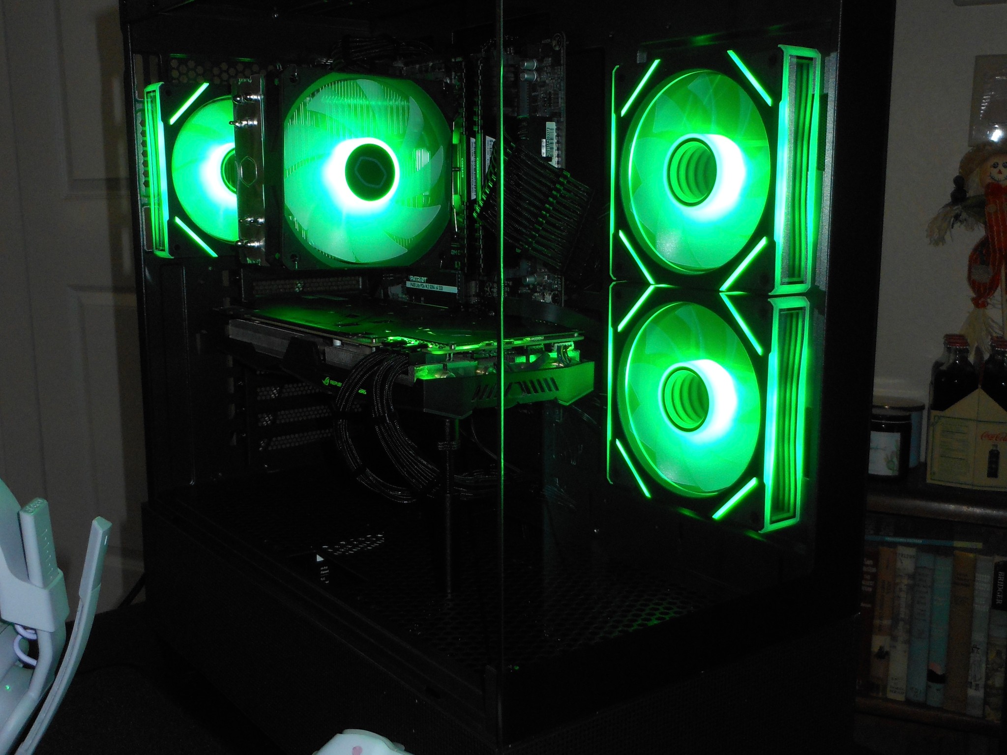 Gaming PC // ROG Strix 1080 // Ryzen 3600 // 500GB NVME SSD // 16GB DDR4 Ram // ARGB