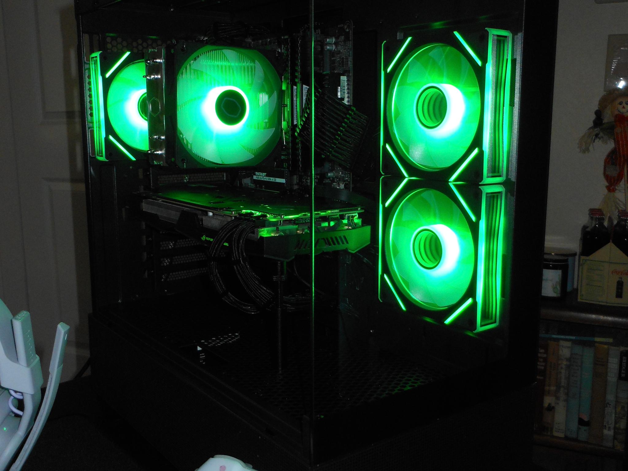 Gaming PC // ROG Strix 1080 // Ryzen 3600 // 500GB NVME SSD // 16GB DDR4 Ram // ARGB