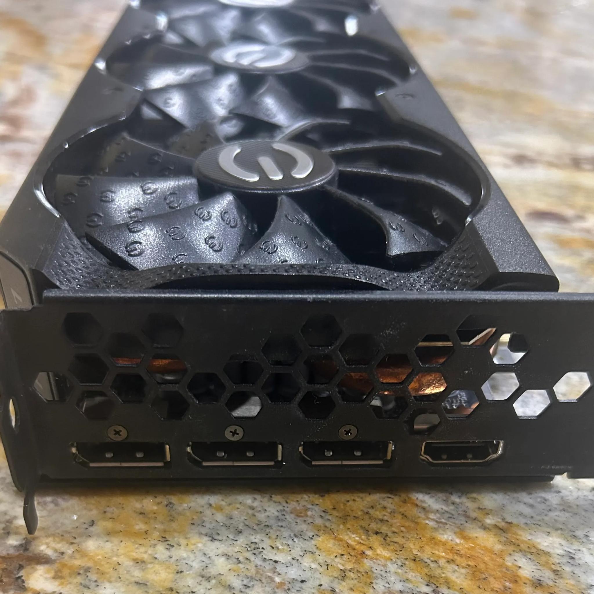 EVGA XC3 RTX 3070 (Artifacts/Damaged)