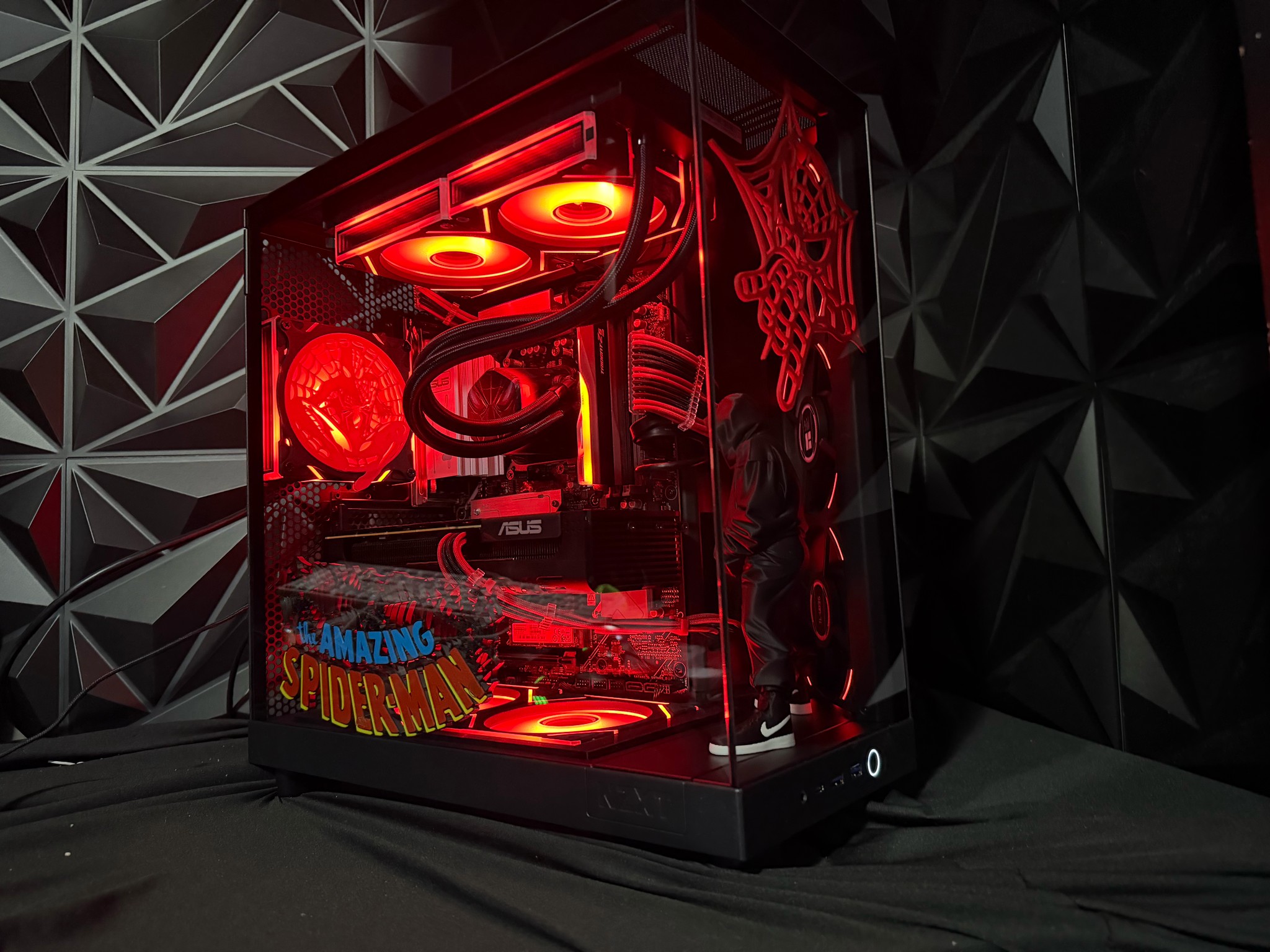 🕷️🕸️ WEB SLINGER 🕸️🕷️Ryzen 5 9600X| RTX 5060| 16 GB DDR5| 1.5 TB NVMe| 650W PSU