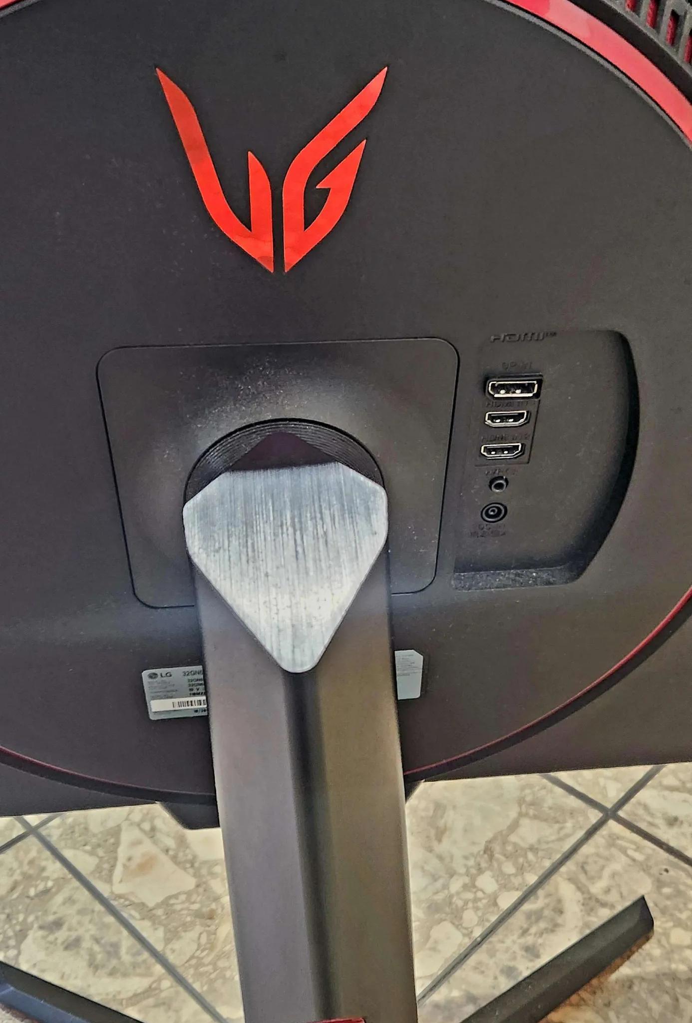 LG 32GN650-B Ultragear Gaming Monitor 32” QHD (2560 x 1440) Display, 165Hz Refresh
