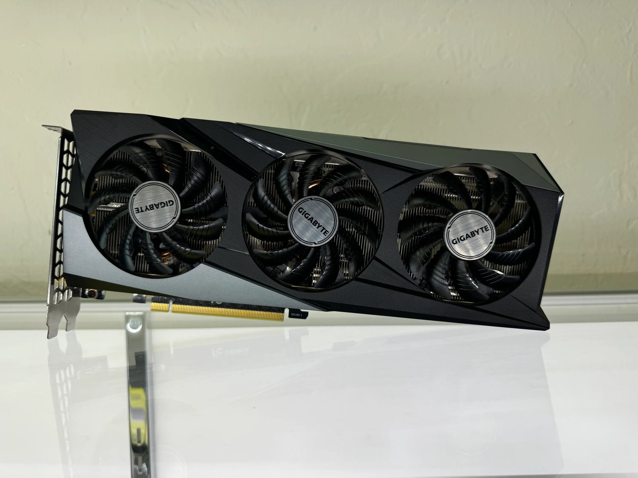 Gigabyte GeForce RTX 3060 GAMING OC 12GB Graphics Card GV-N3060GAMING OC-12GD (Refurbished)