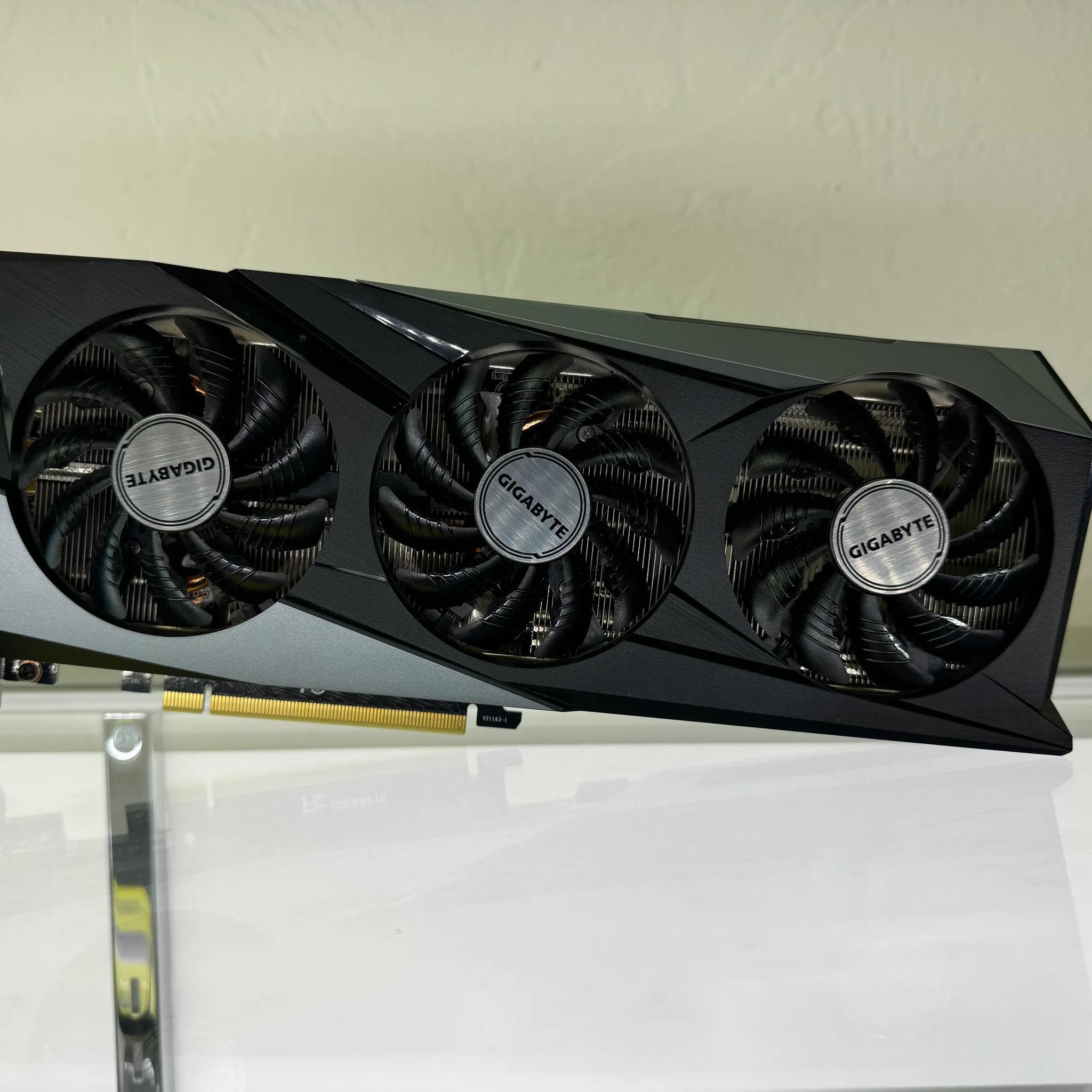 Gigabyte GeForce RTX 3060 GAMING OC 12GB Graphics Card GV-N3060GAMING OC-12GD (Refurbished)