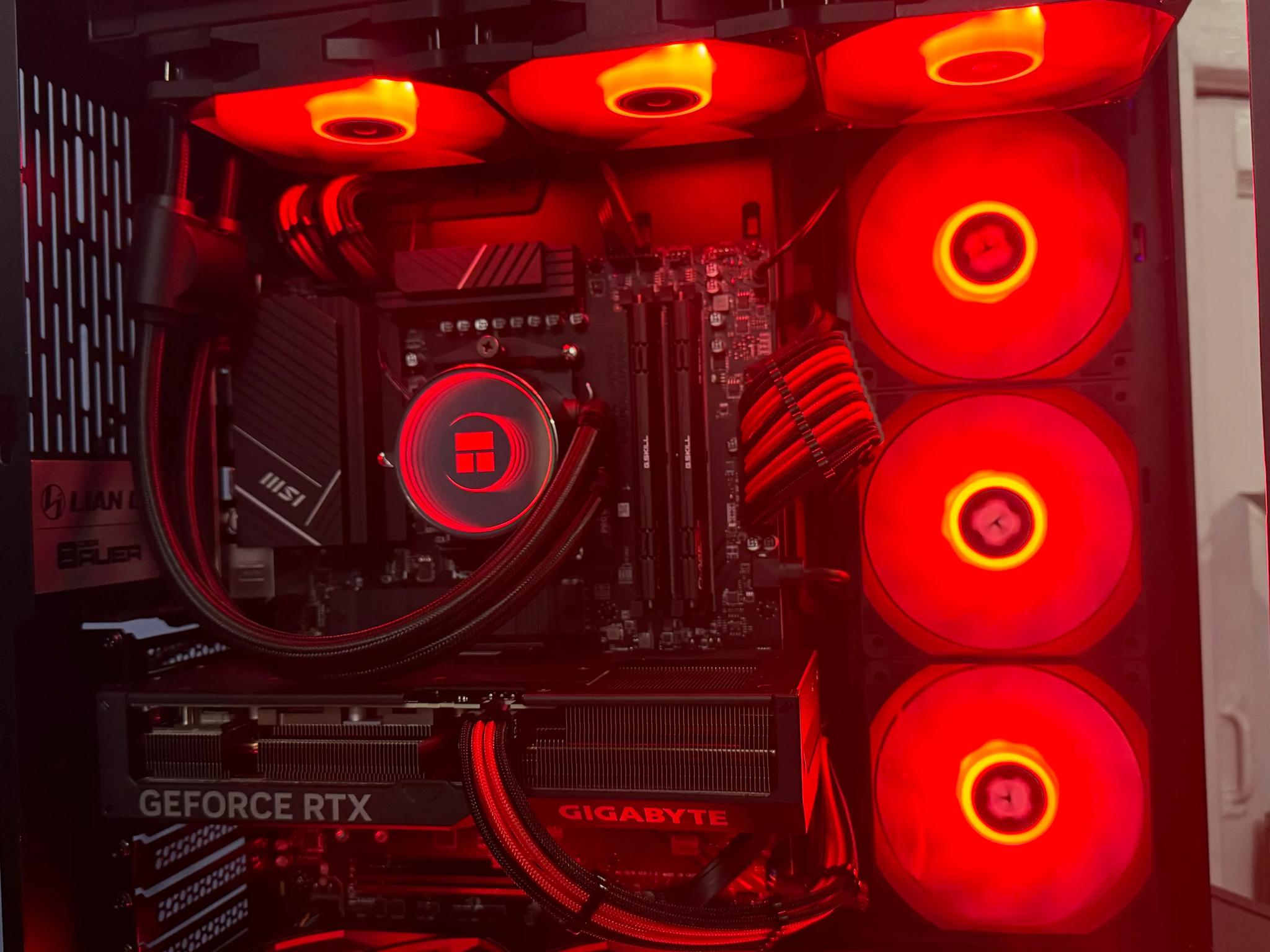 ⬛️Black Box⬛️ RTX 4070 | Ryzen 7 7700X | 32GB DDR5 | 1TB SSD