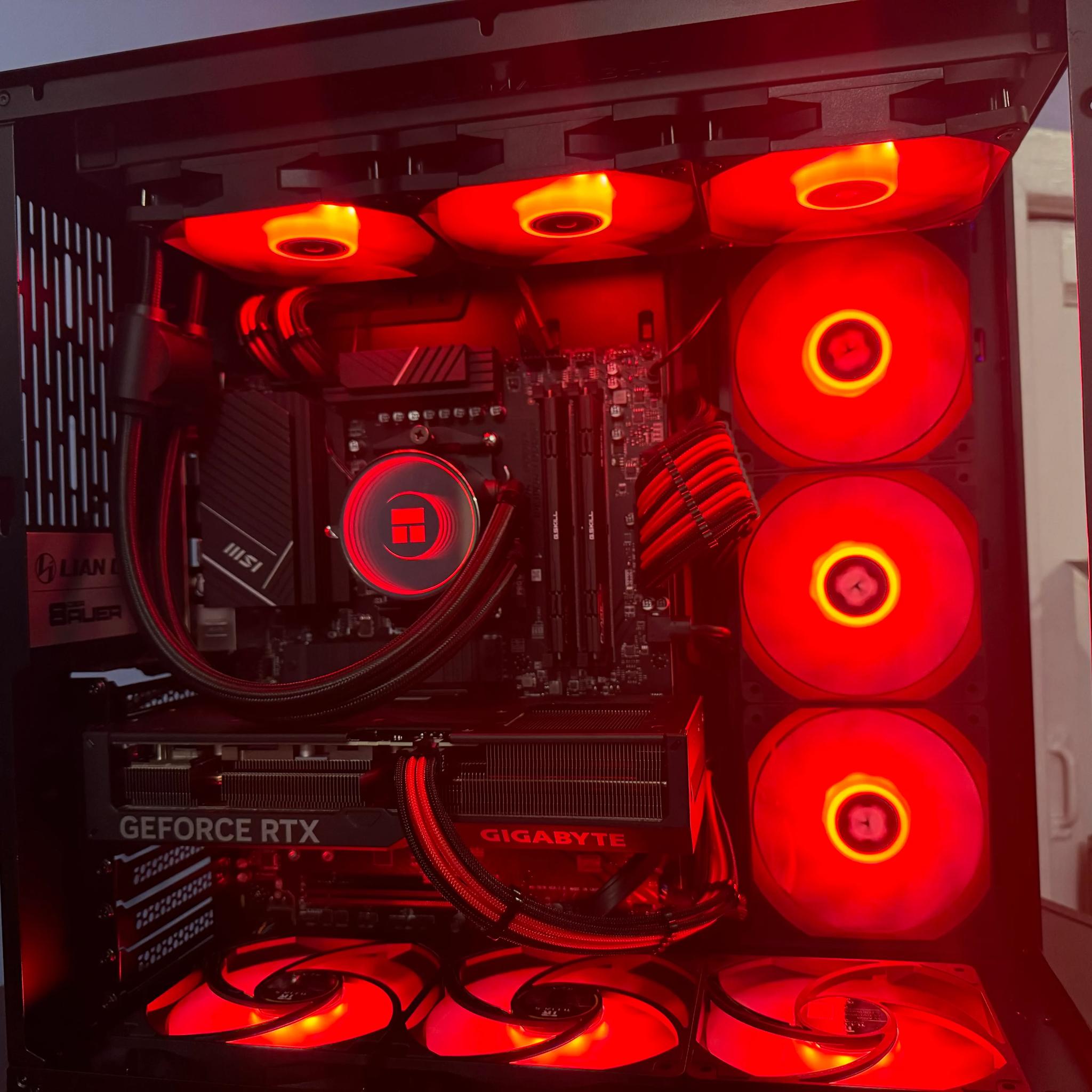 ⬛️Black Box⬛️ RTX 4070 | Ryzen 7 7700X | 32GB DDR5 | 1TB SSD
