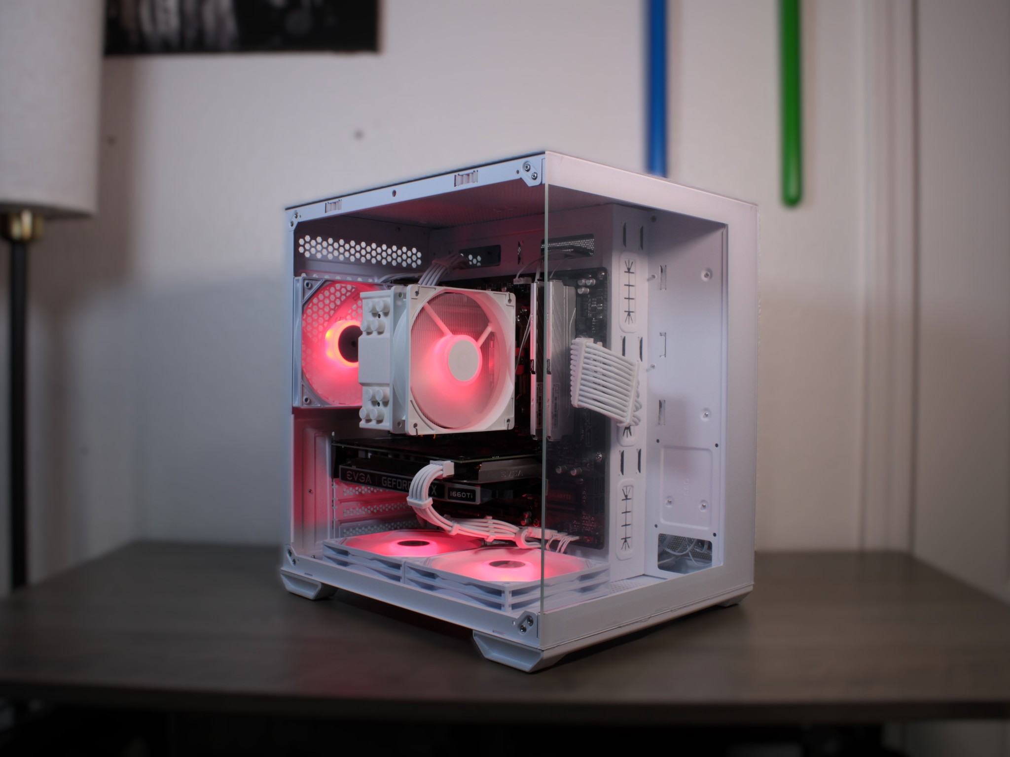 EVGA 1660 Ti | Ryzen 5 2600 | 1 TB M.2 NVMe | 16gb 3200MHz Ram | Win 11 Activated | WiFi