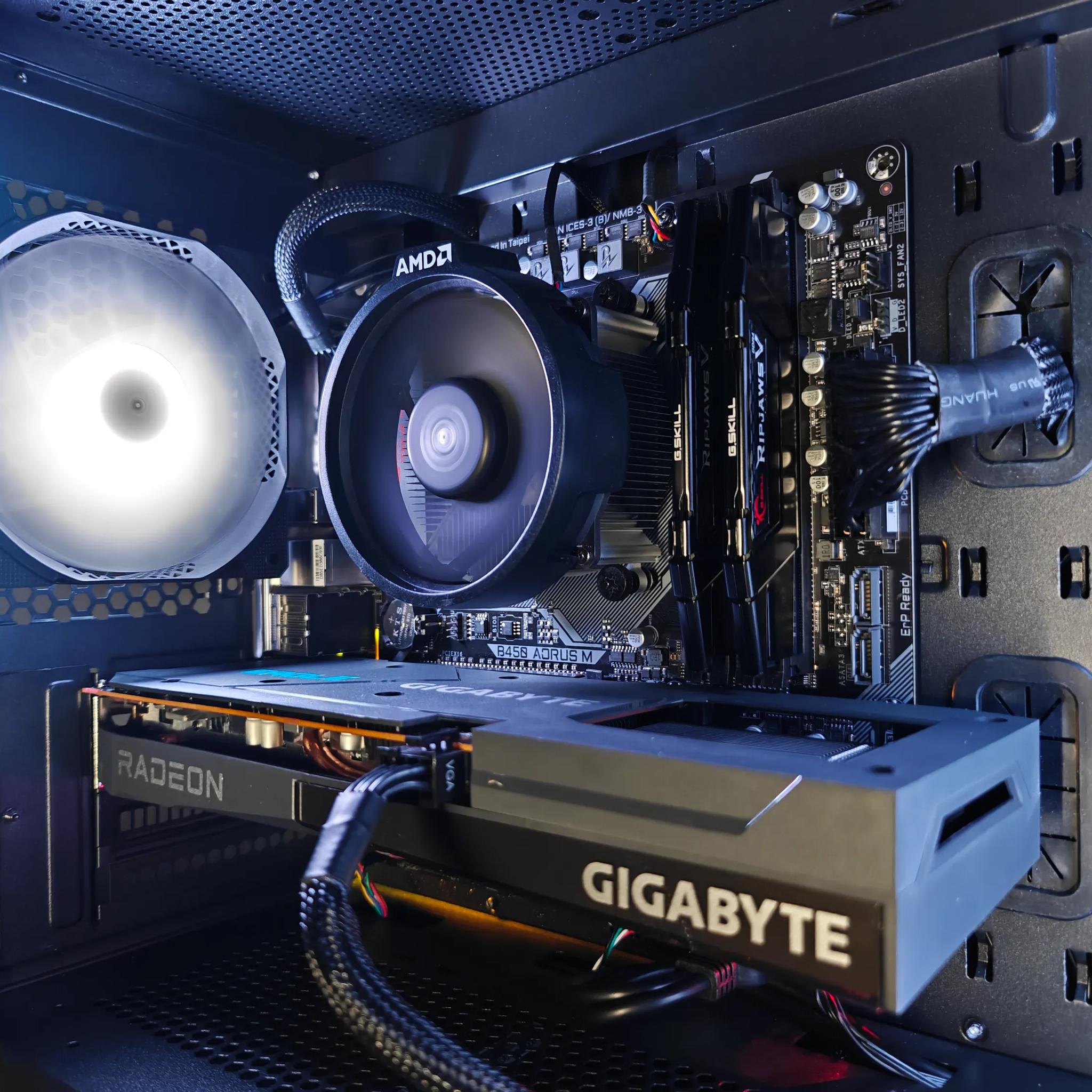 Ryzen 5 5600 ● RX 6600 ● 16GB DDR4 ● 500GB SSD ● Gaming PC