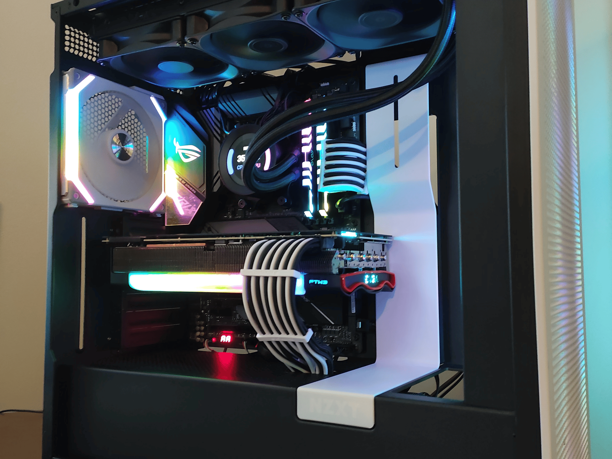 Ryzen 3950X | RTX 3090 FTW3 | 32GB Ram | 2.5TB Storage