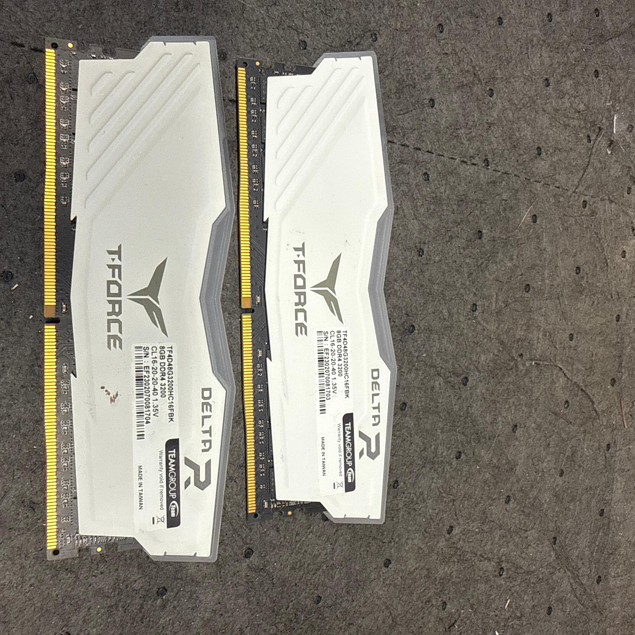 TeamGroup TForce delta r rgb ram
