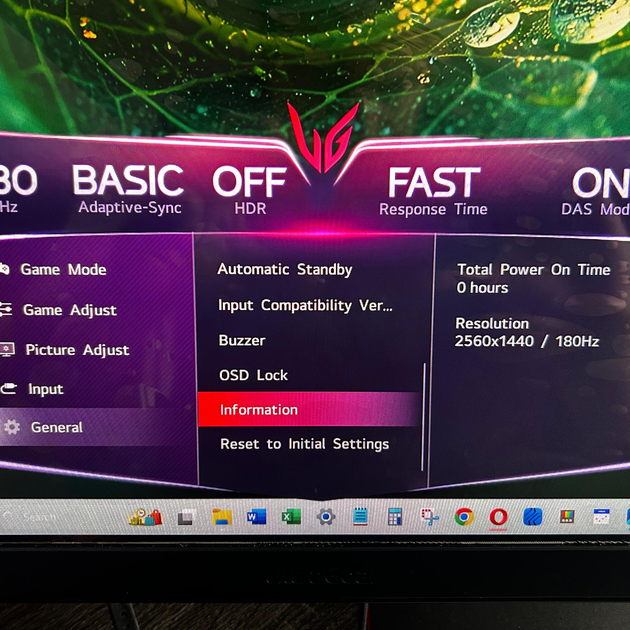 LG UltraGear 32" (2K) WQHD (2560 x 1440) (180Hz) Gaming Monitor – 0hrs Used! (32GS75QX)