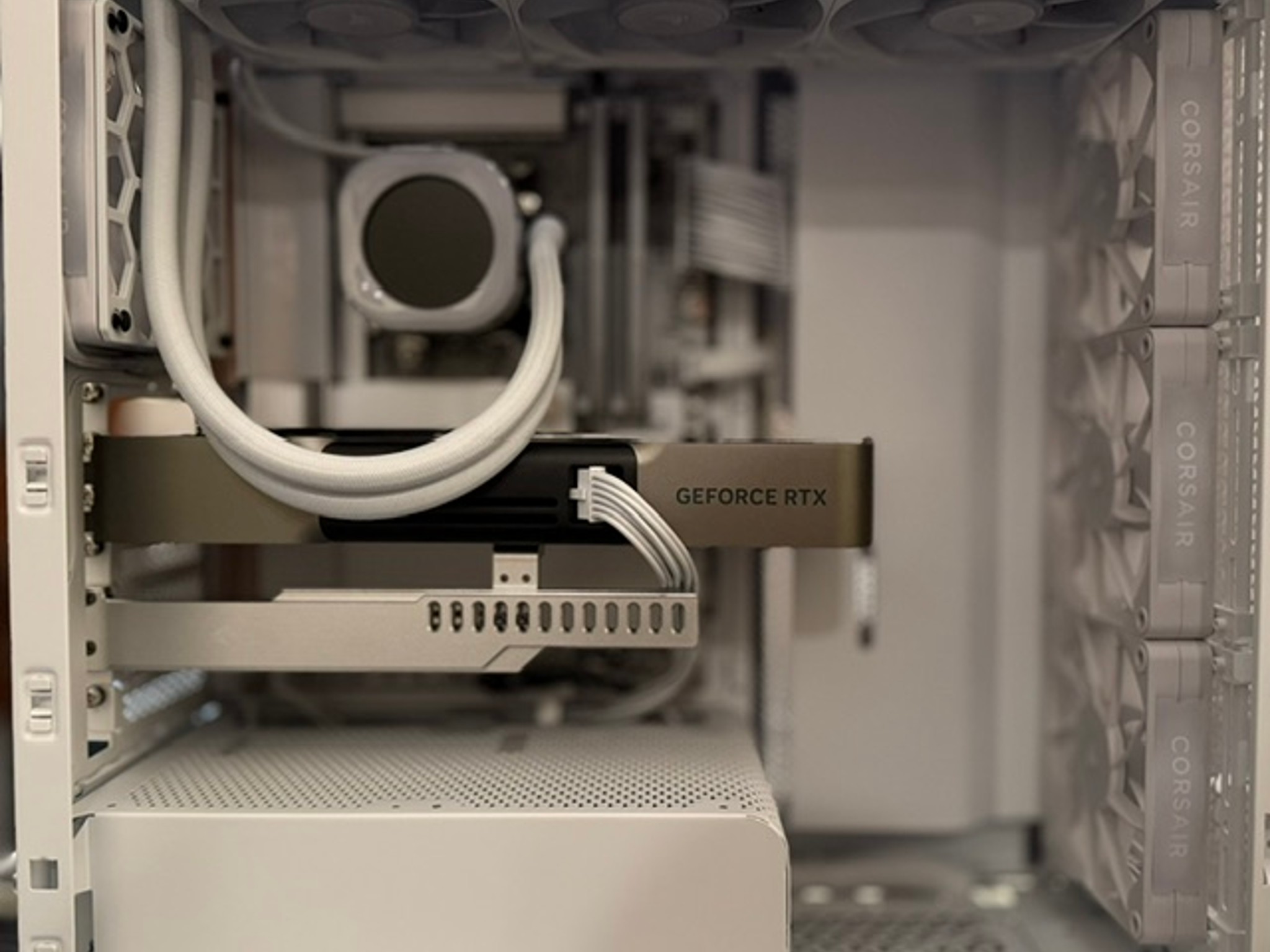 Corsair 4000D VAULT NOVA #1337 | Ryzen 9 9950X3D | RTX 5080 FE | 64GB | 6TB