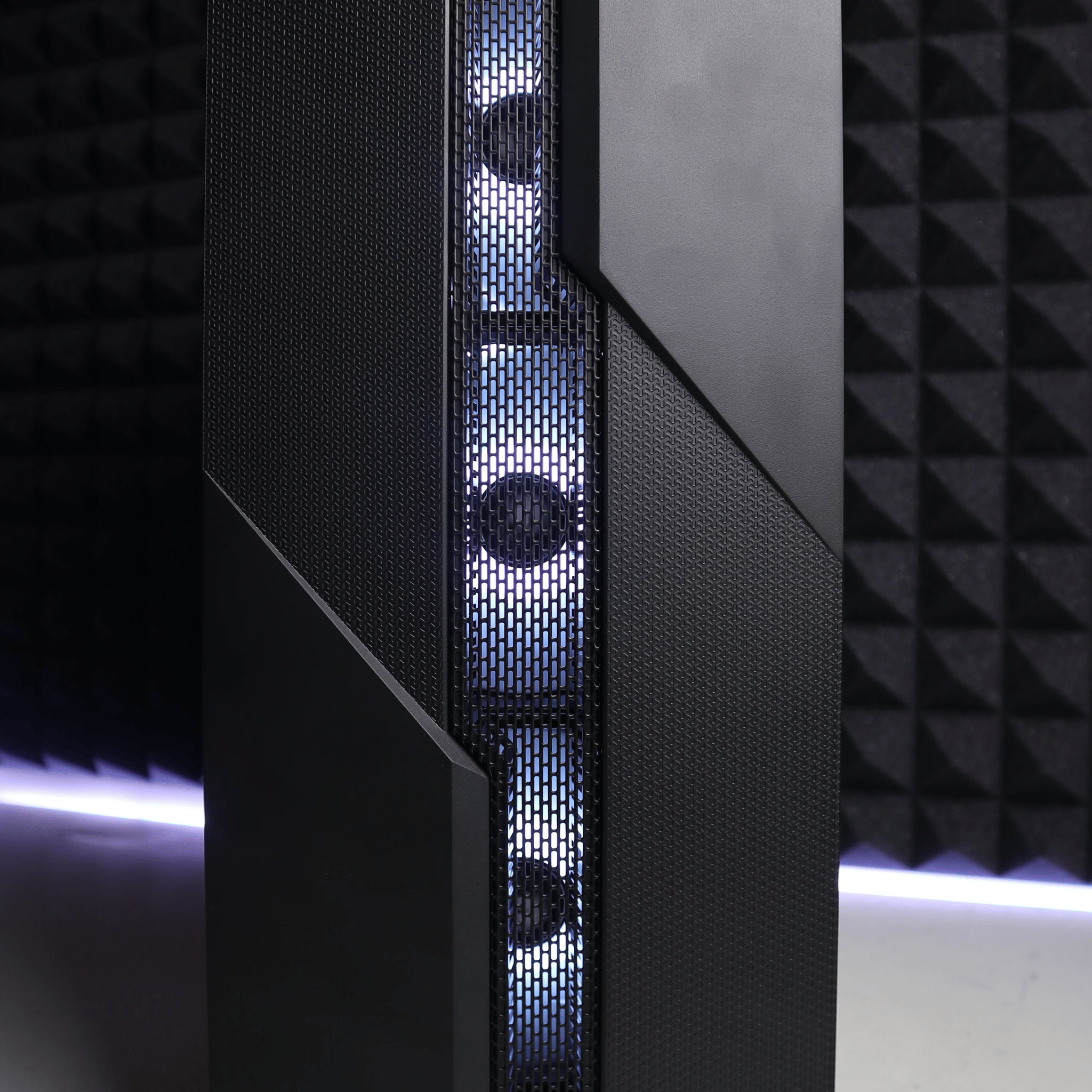 Lunar | Ryzen 7 2700/GTX 1070 FREE SHIPPING