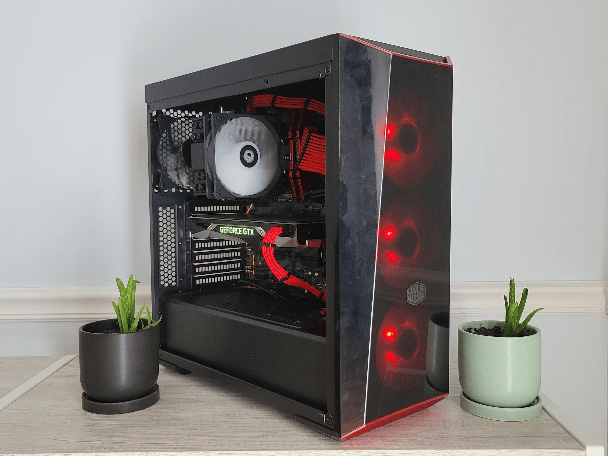 GTX 1070 Red Gaming PC (i5-8400//GTX 1070)