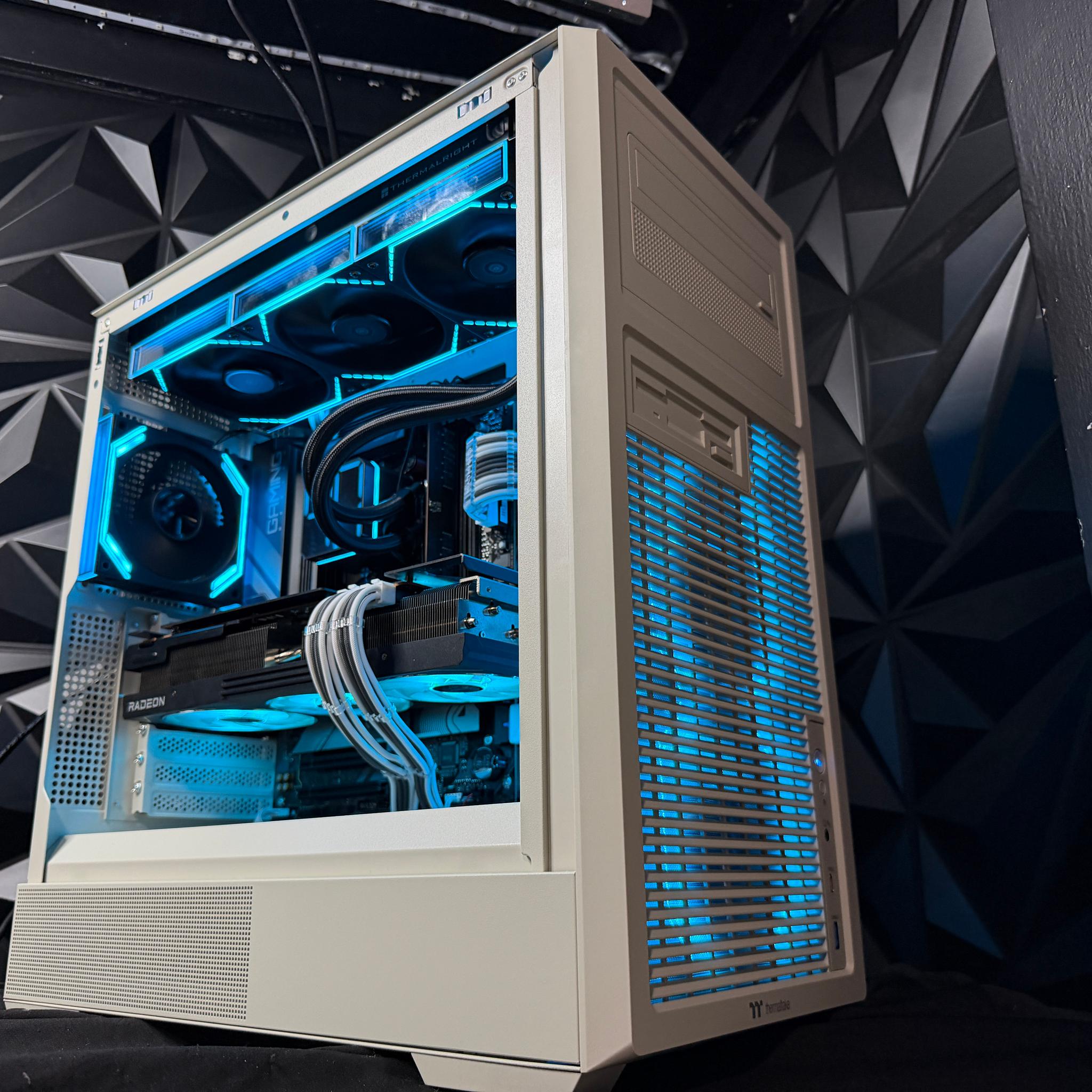 💀🕹️ RETRO REAPER 79 🕹️💀 Ryzen 9 7900X| RX 7900XT 20GB| 4.5 TB NVMe| 32 GB DDR5| 850W Gold PSU