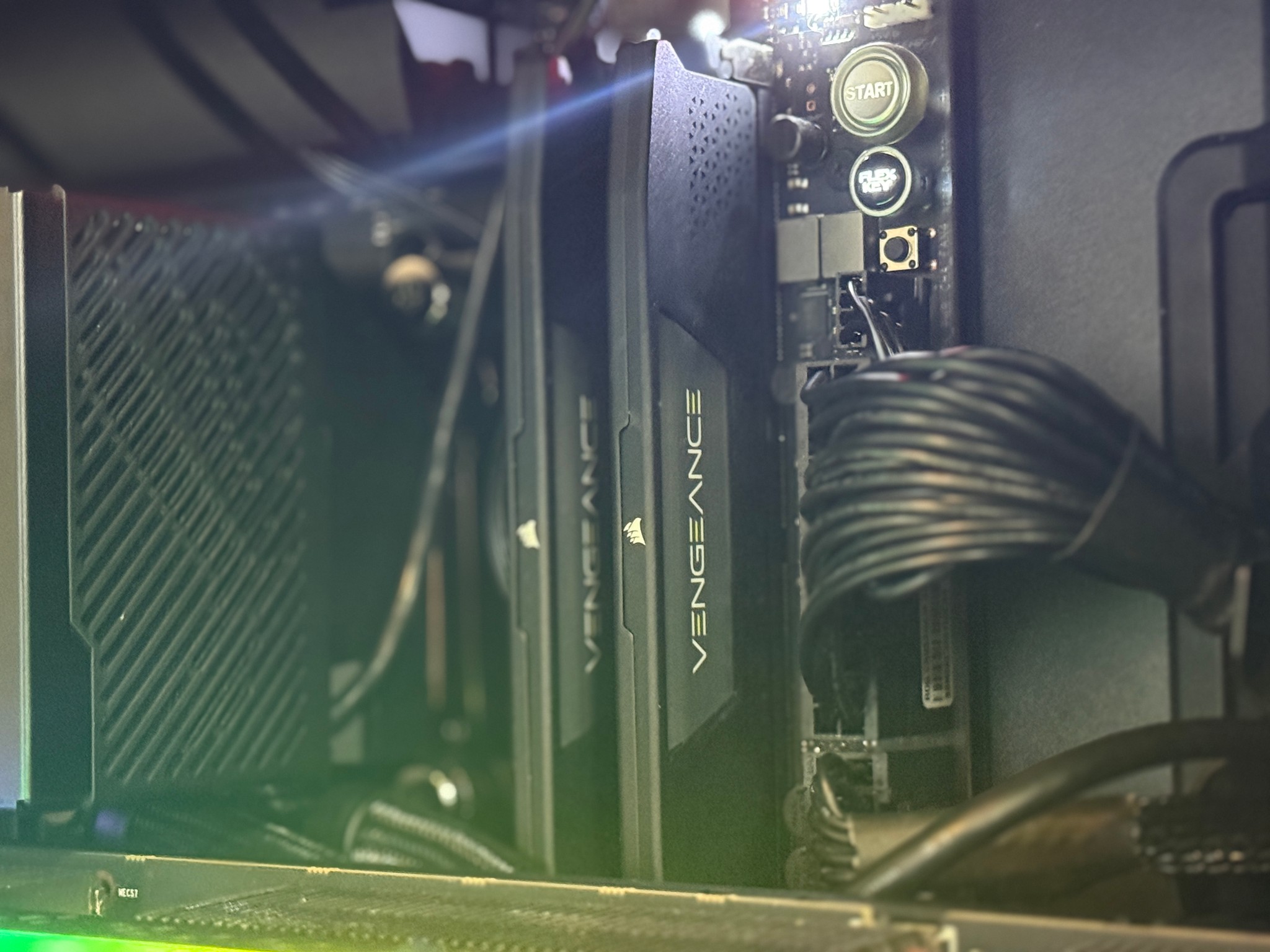 The Dark Sentinel – RTX 3090 Ti | 9950X | 64GB RAM | 4TB NVMe | 1000W Gold | AI & Creator Fortress