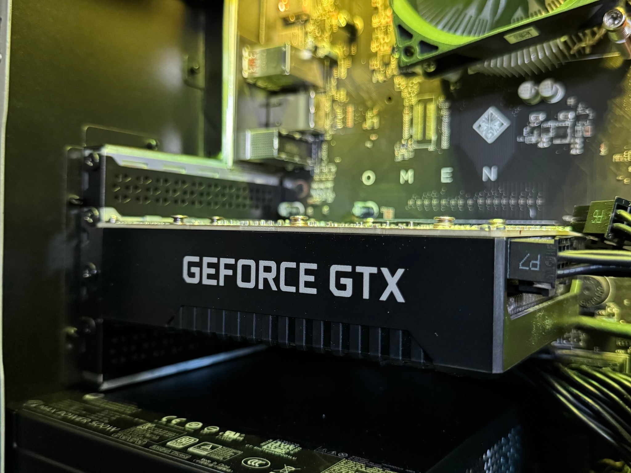 GTX 1660 Ti, i7-9700, 16GB RAM, 256GB SSD + 1TB HDD, Wi-Fi Gaming PC