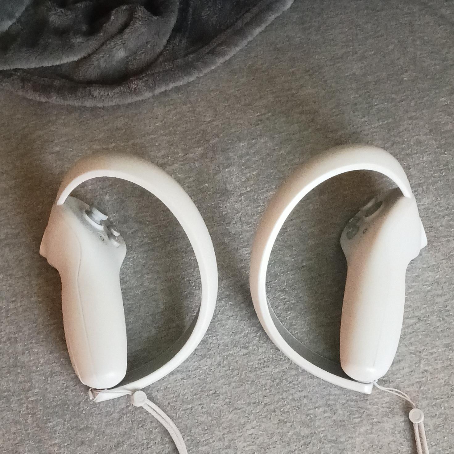 PICO 4 Left + Right VR Controllers - Genuine OEM Pair