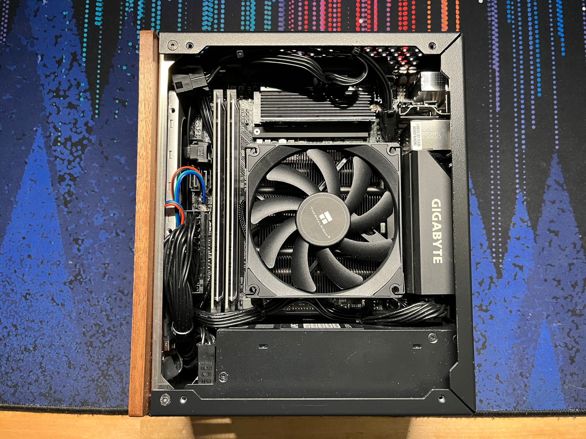🔥 Ryzen 5500 + GeForce 5050 + Densium 4 | SFF Compact PC, 1080p Gaming Powerhouse! 🔥