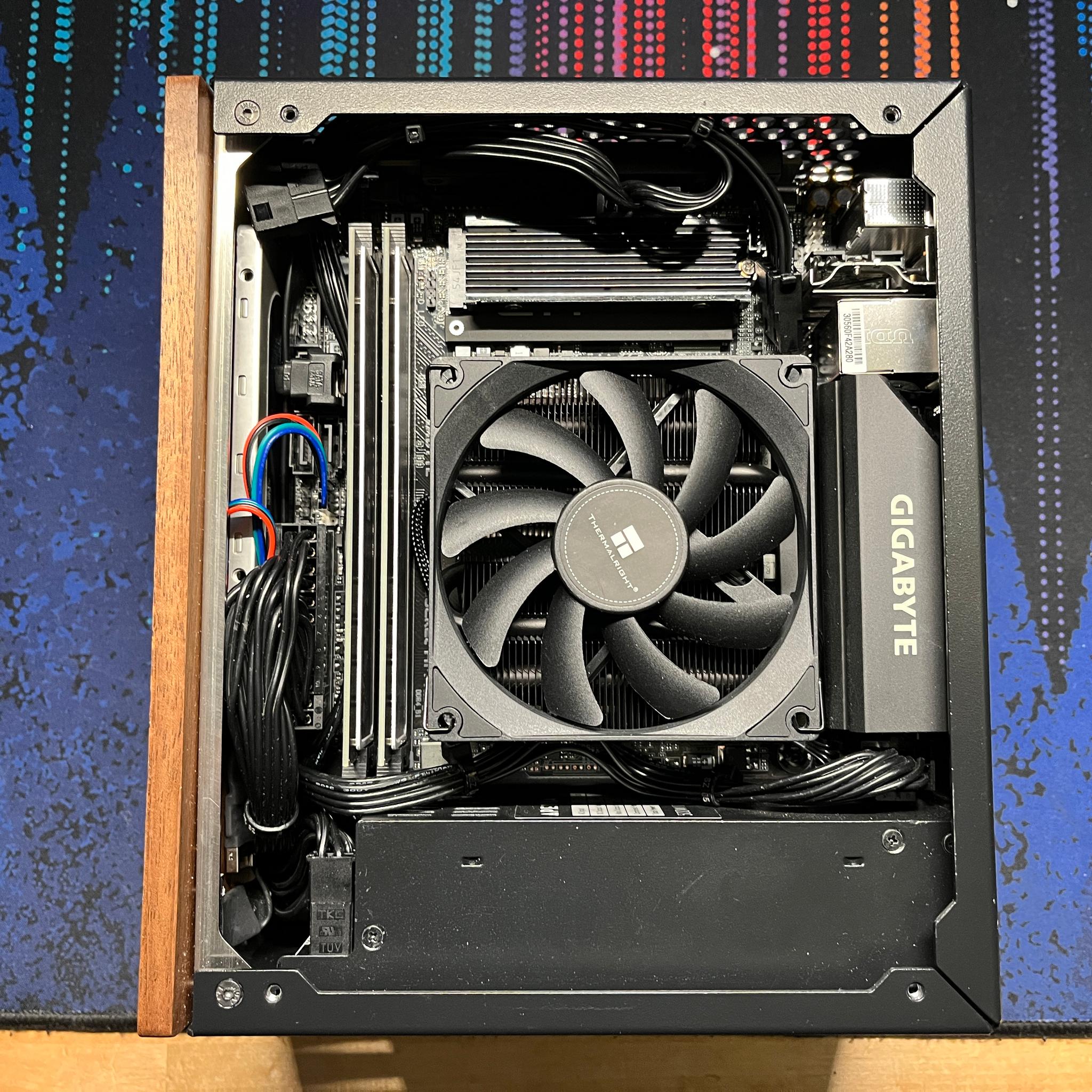🔥 Ryzen 5500 + GeForce 5050 + Densium 4 | SFF Compact PC, 1080p Gaming Powerhouse! 🔥
