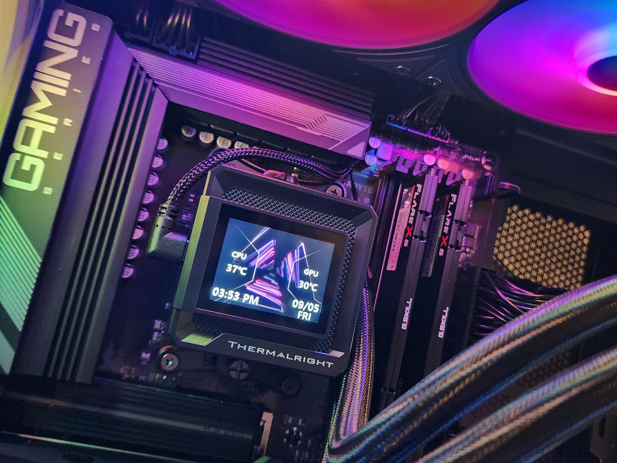 Nvidia RTX 5070 / Ryzen 7 9700X / 32GB DDR5 RAM / 1TB NVMe SSD