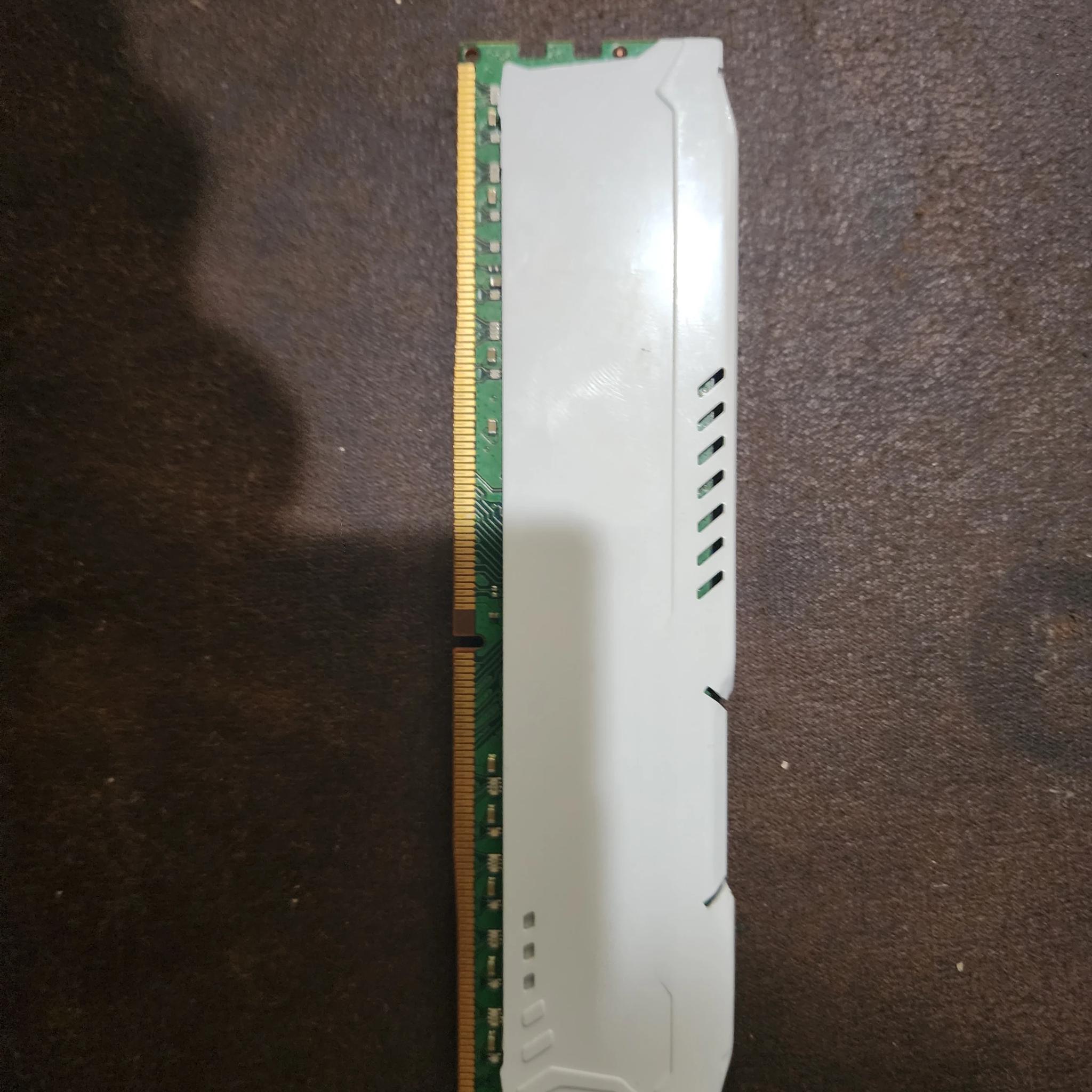 SAMSUNG 16GB DDR4 2133mhz (1x16)
