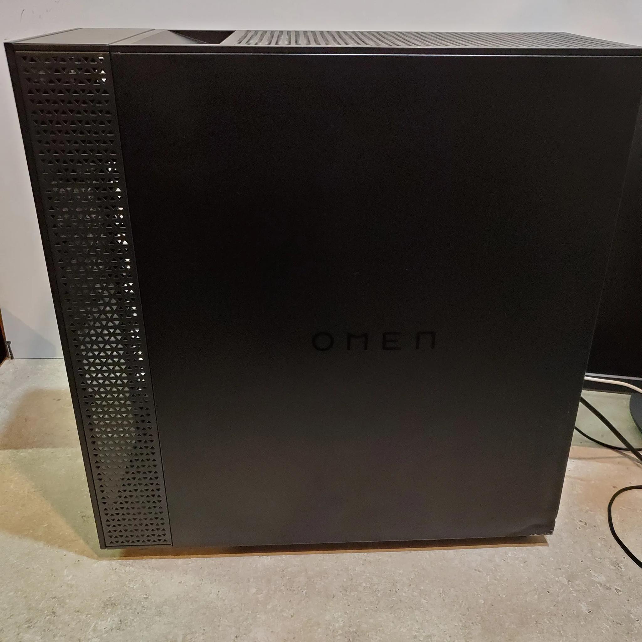 HP Omen 30L Gaming Computer RTX 2060 GPU