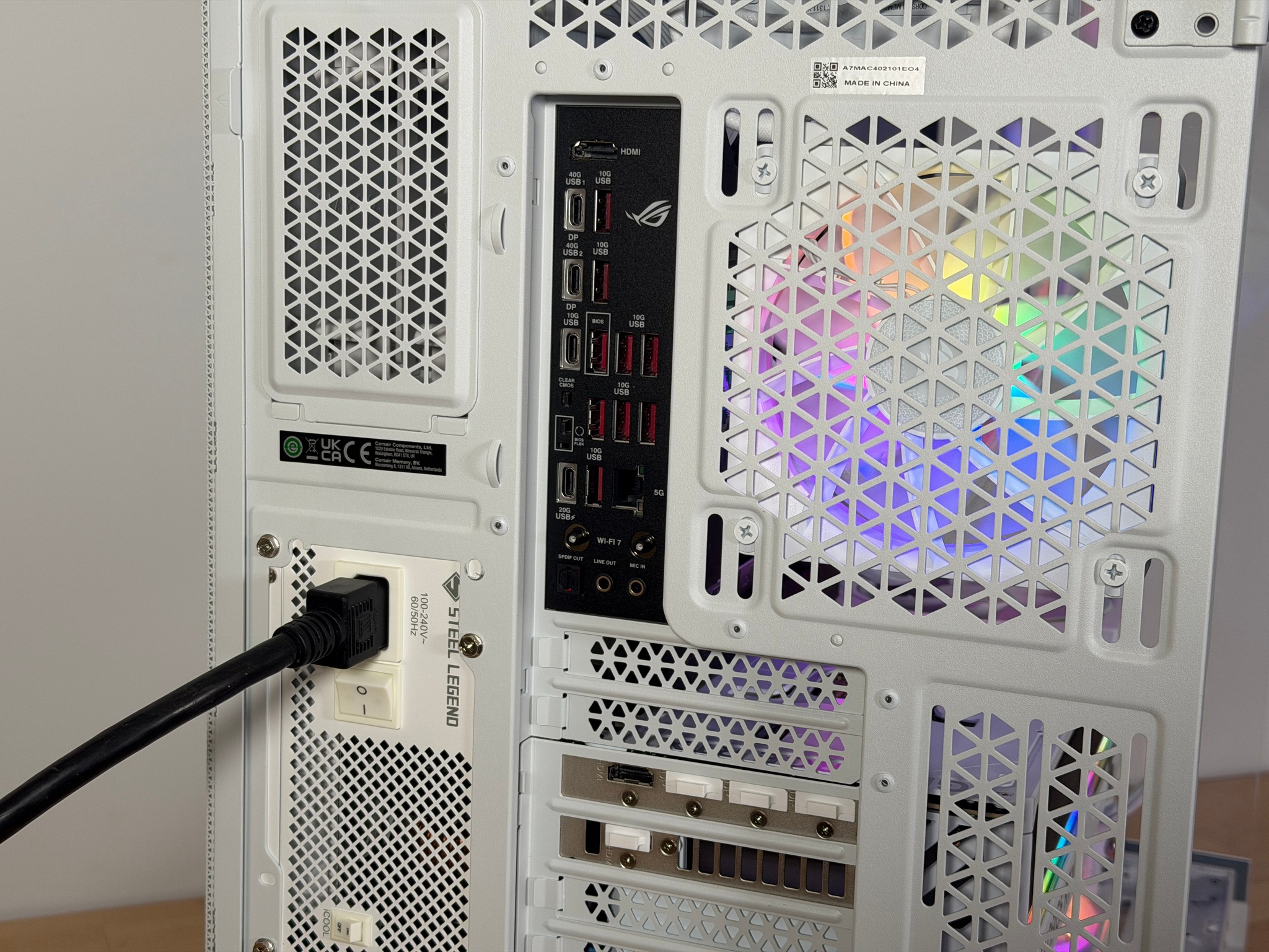 RTX 5090 Ryzen 9 9950x3d 192gb DDR5 4tb NVME Gaming PC