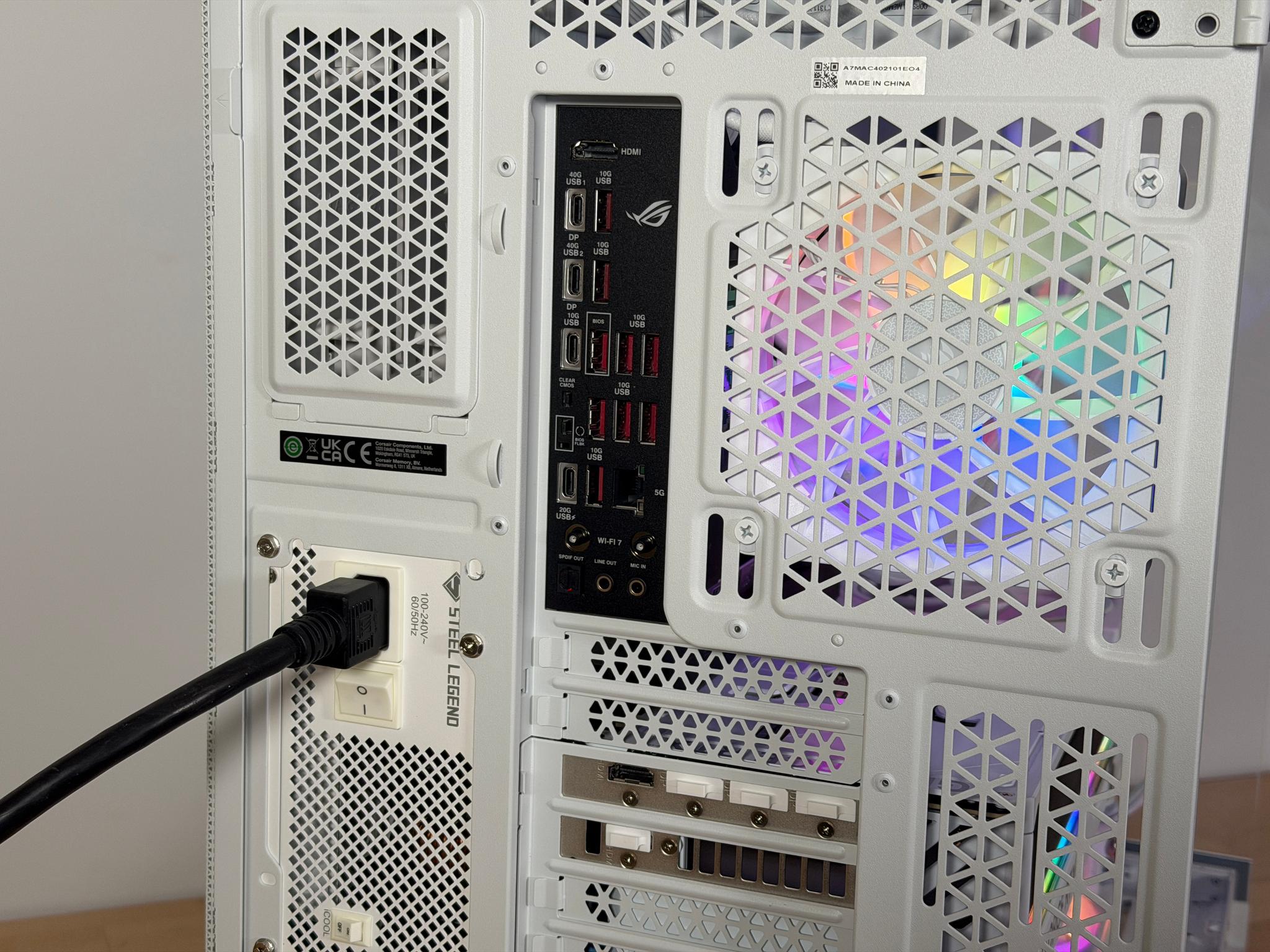 RTX 5090 Ryzen 9 9950x3d 192gb DDR5 4tb NVME Gaming PC