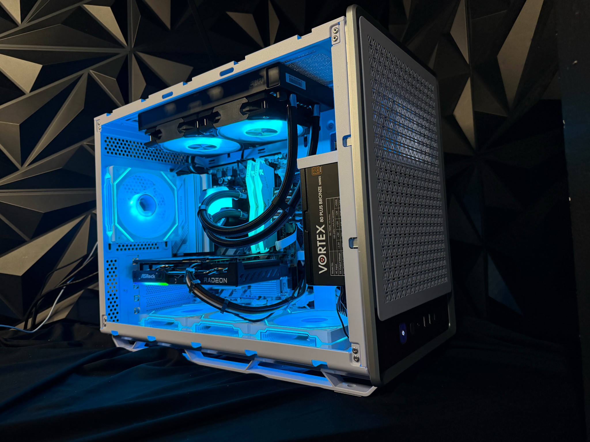 🤠 The Lone Ranger 96 🤠 Ryzen5 9600X| RX 9060 XT 16 GB | 16 GB DDR5| 1.25 TB NVMe| 700W PSU