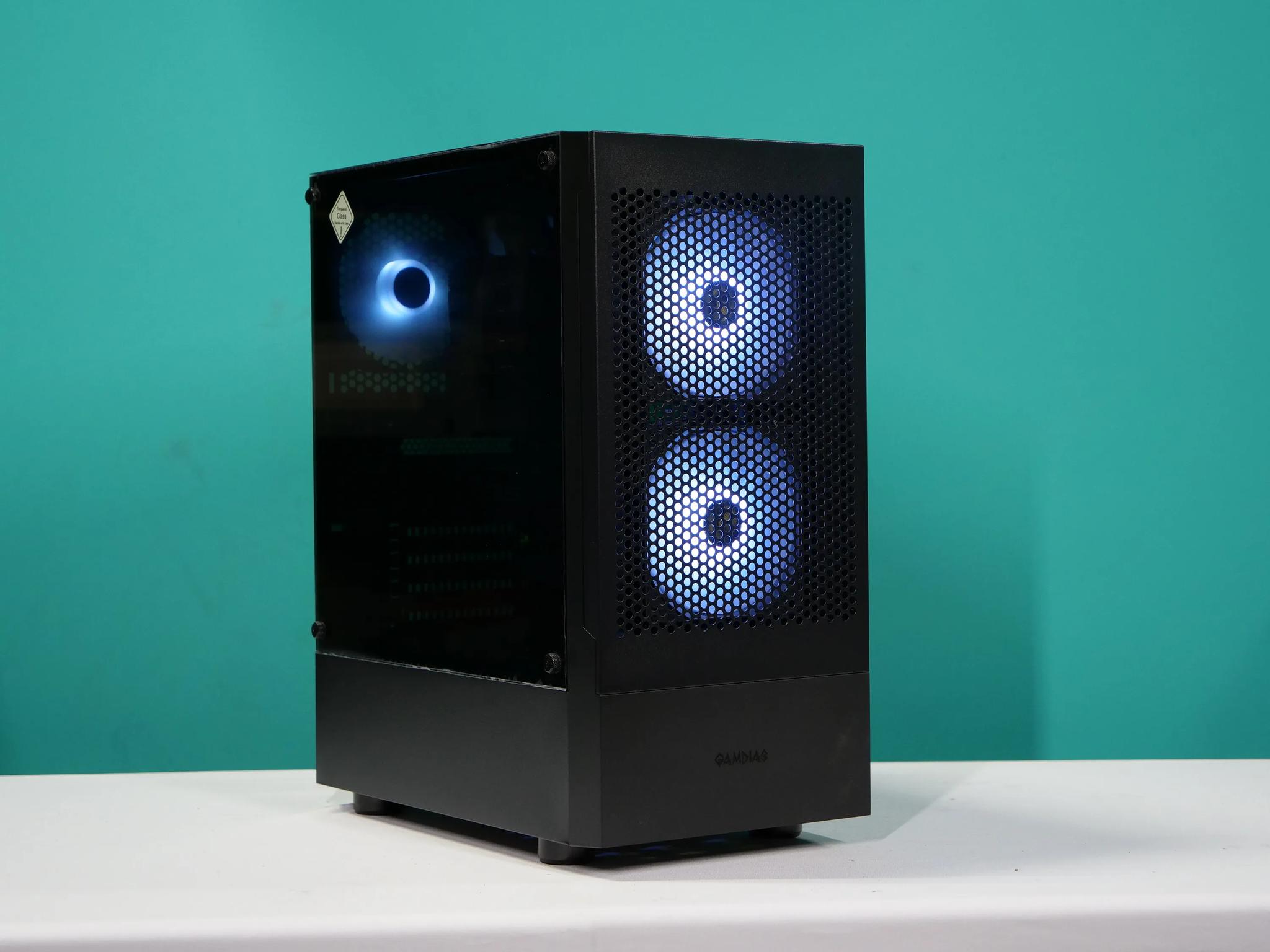 UCW Ready to Play "Kaby's Revenge" build. (i7-7700k + GTX 1080 +32gb) Free Ship!