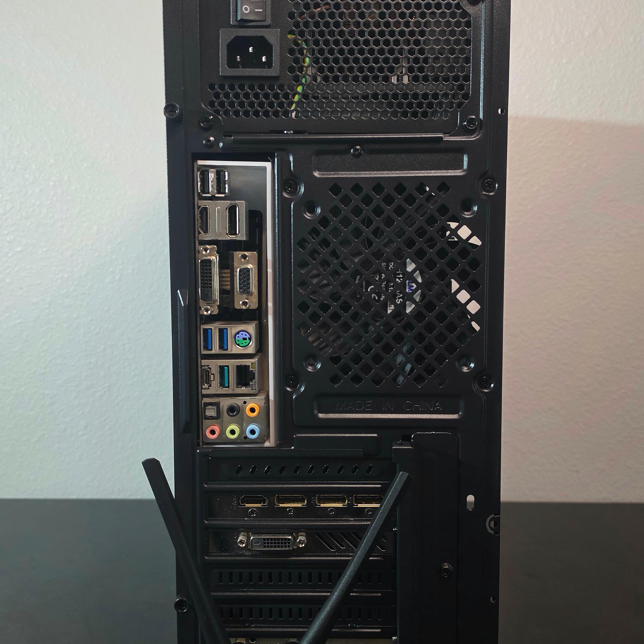 Budget Gaming PC / i7 6700k / GTX 1070 / 16GB DDR4 / 512GB SSD / Wi-Fi & BT