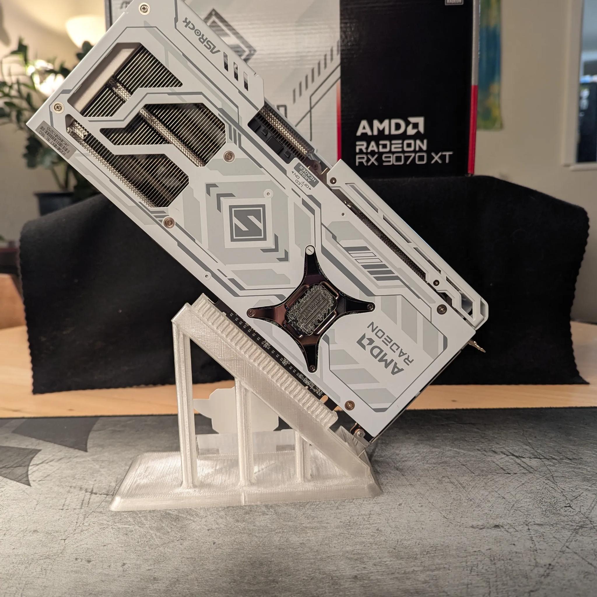 ⚪ ASRock RX 9070 XT Steel Legend – 16GB GDDR6 | White Triple-Fan RDNA 4 Beast 🧊
