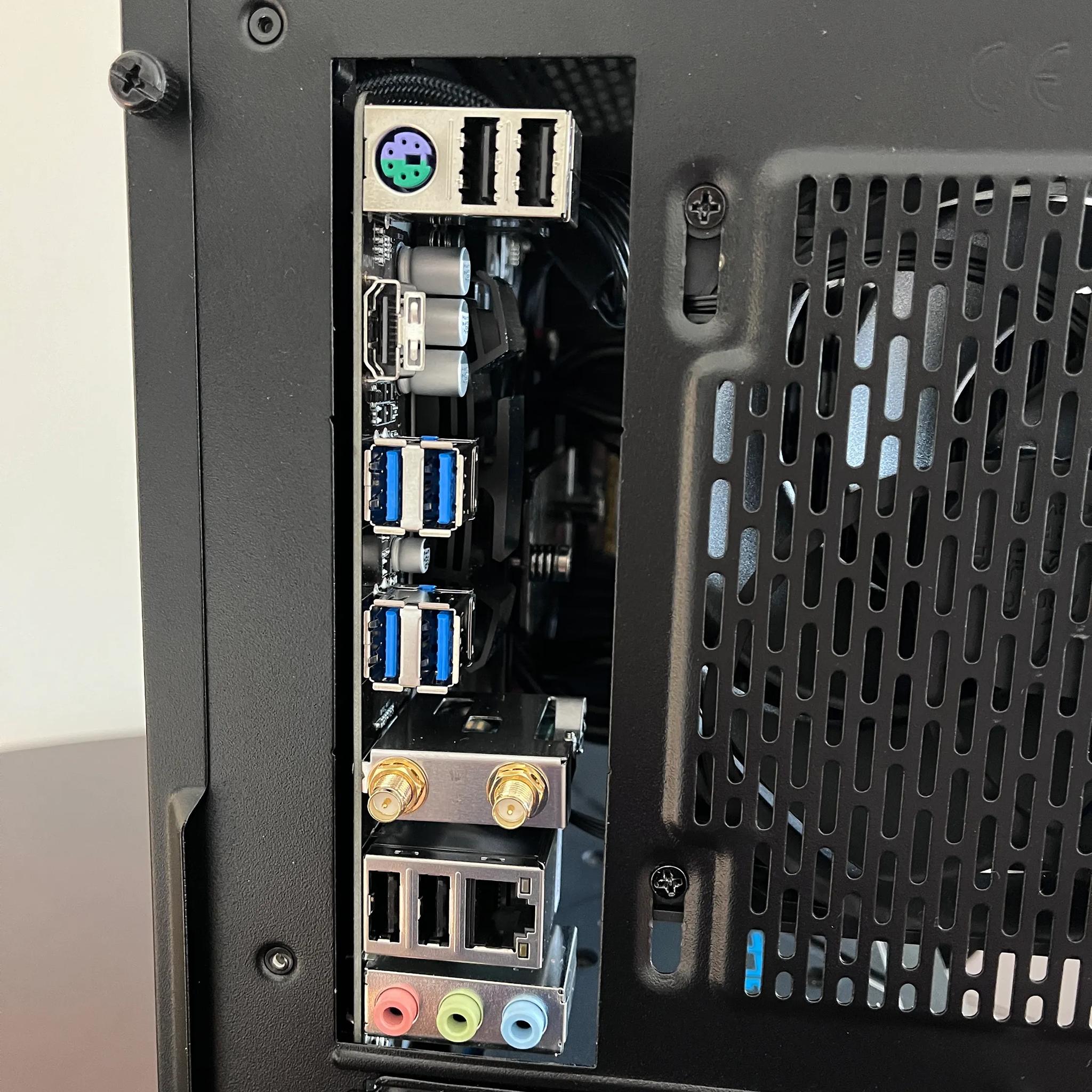 STEALTH BLACK VALUE GAMING PC! AMD RX 6600 + AMD RYZEN 5 1600X, WiFi Enabled